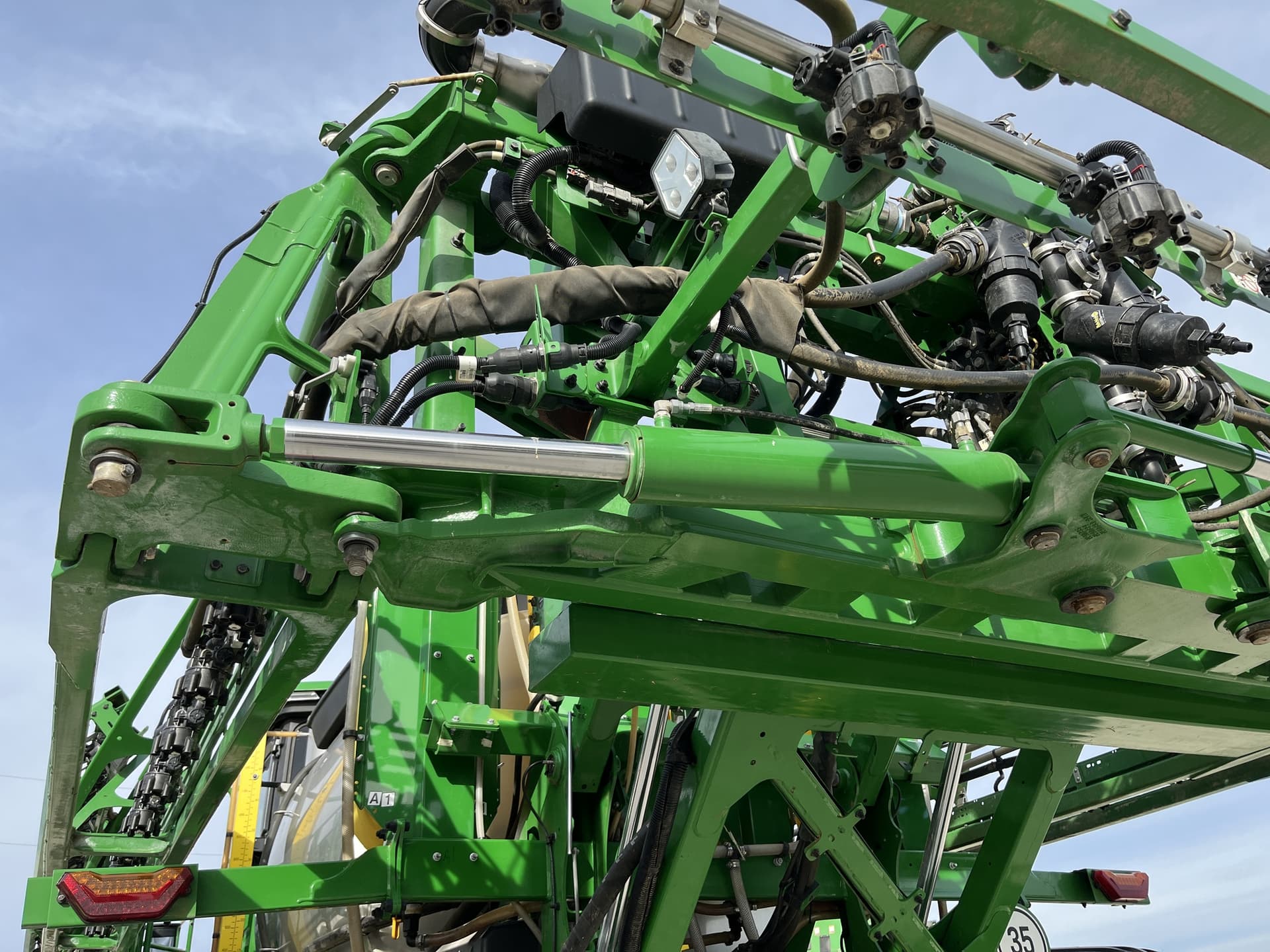 2023 John Deere 612R Image