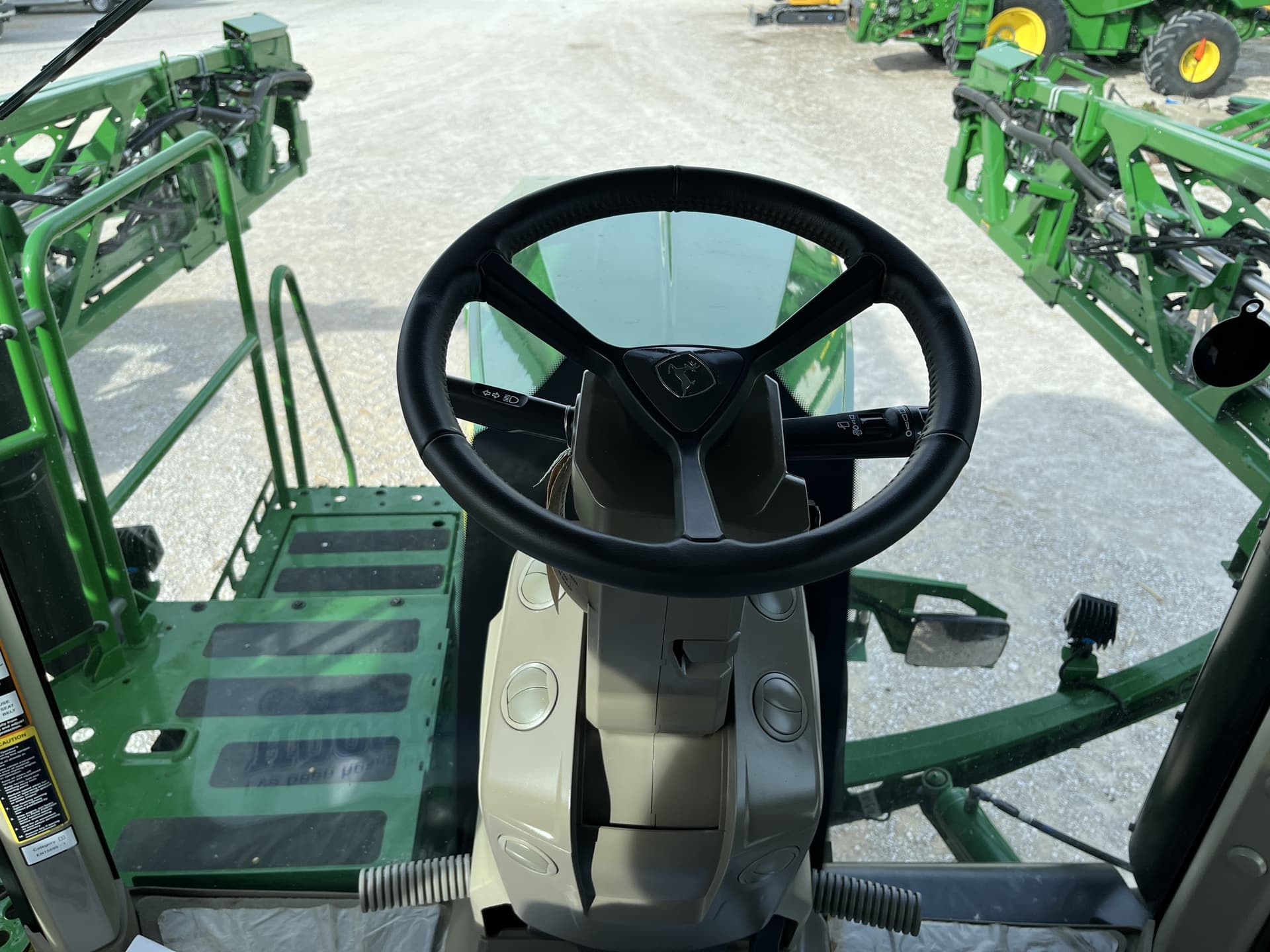 2023 John Deere 612R Image