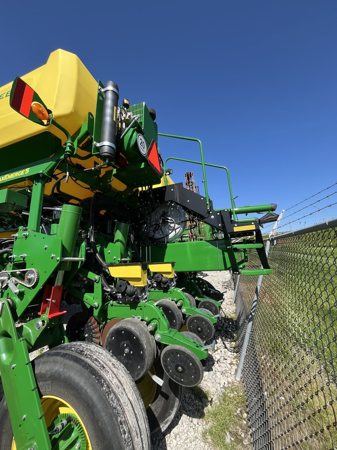 2023 John Deere 1775NT Image