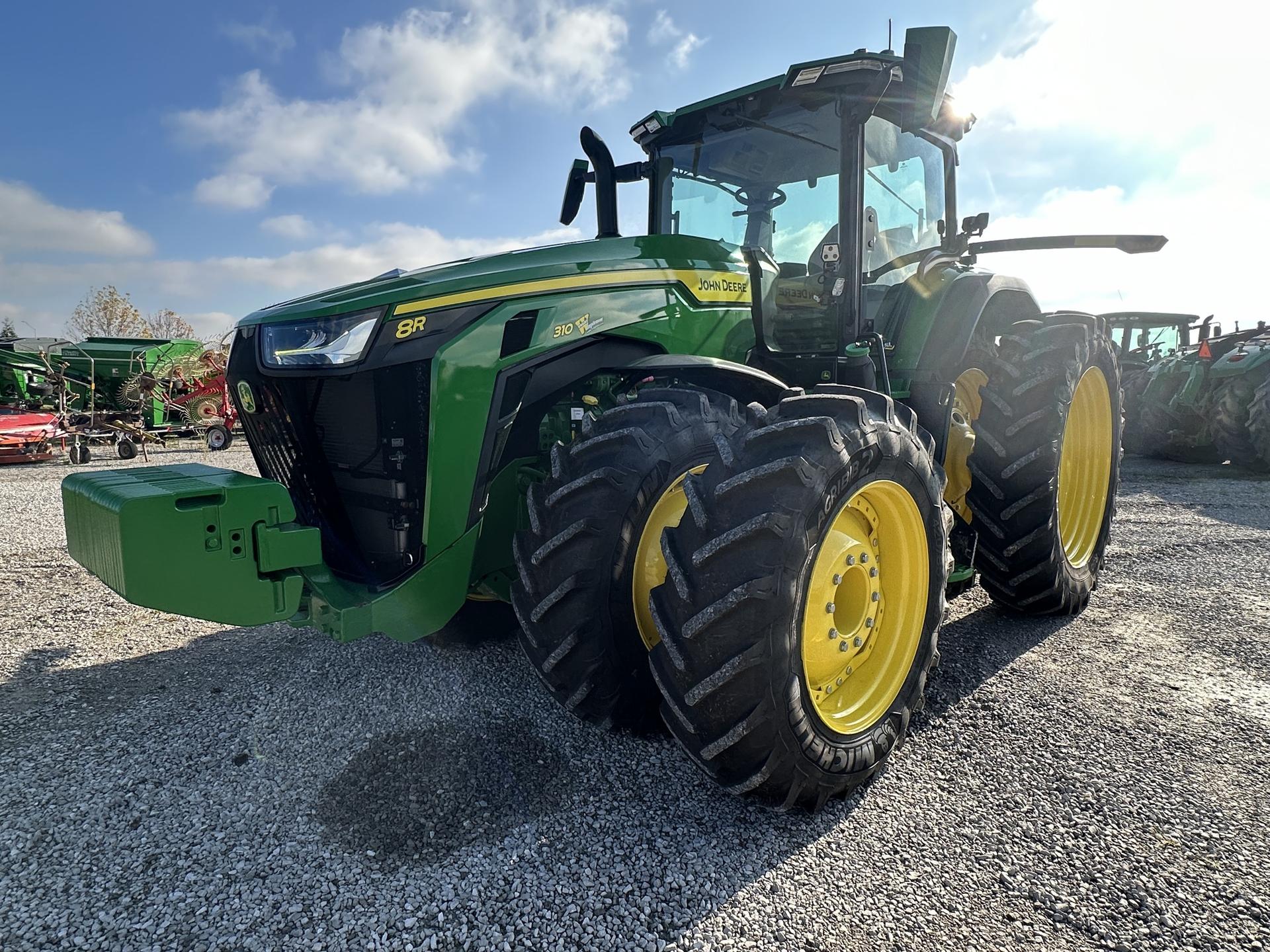 2023 John Deere 8R 310