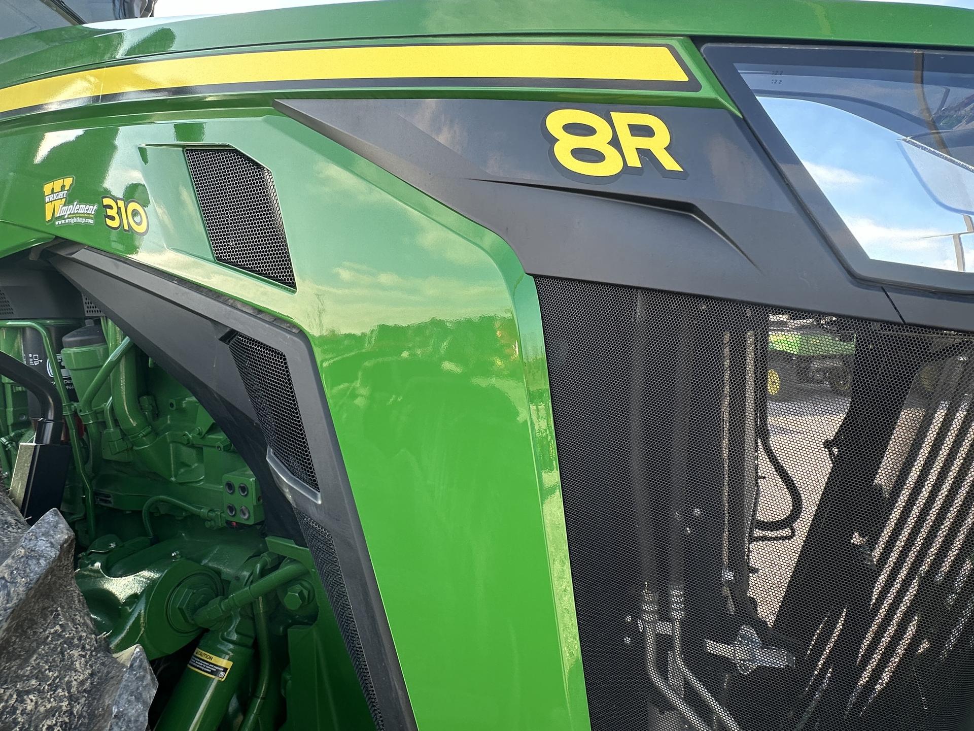 2023 John Deere 8R 310