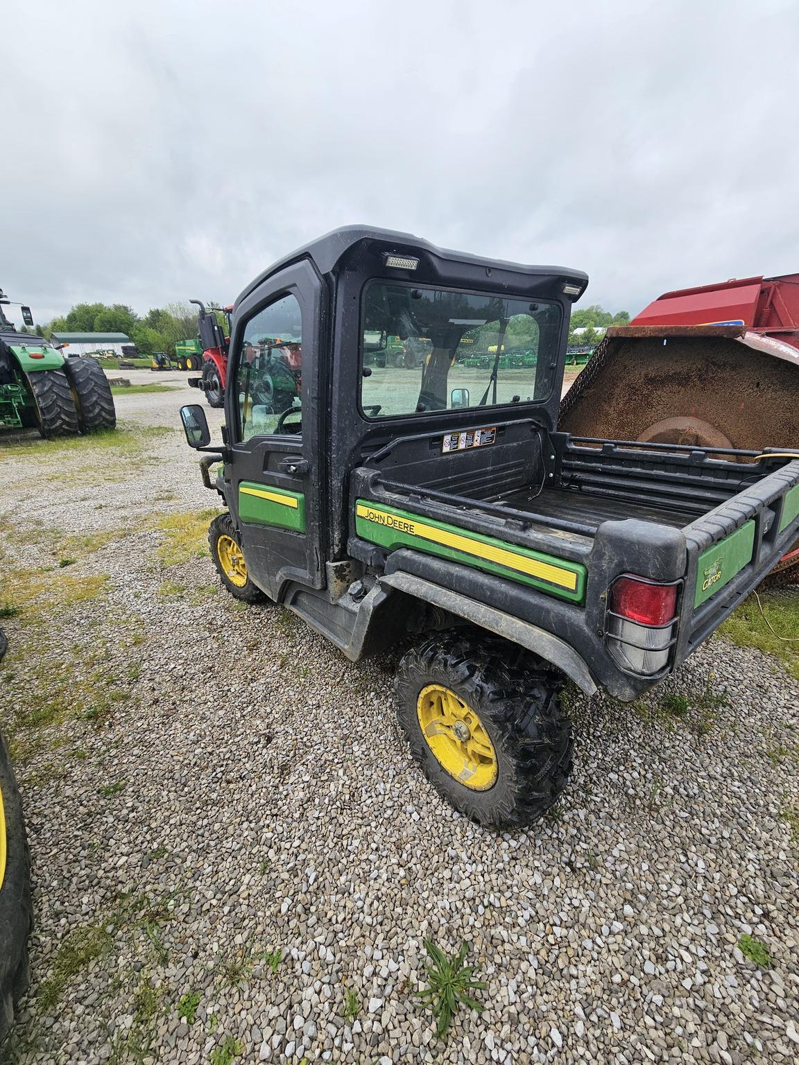 2018 John Deere XUV 835M Image