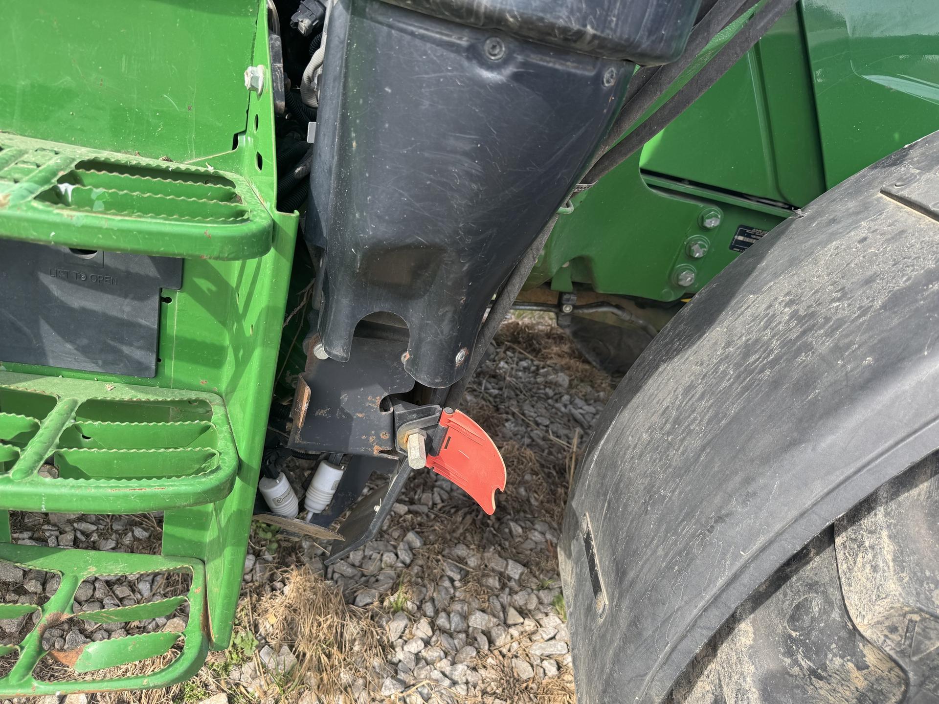 2018 John Deere 6130M Image
