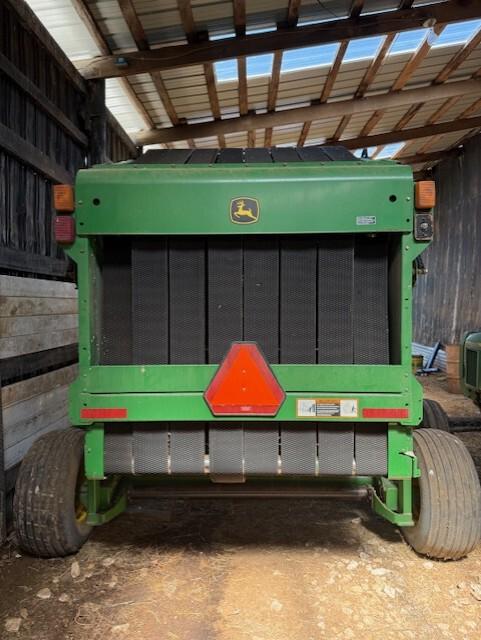 2002 John Deere 567 Image
