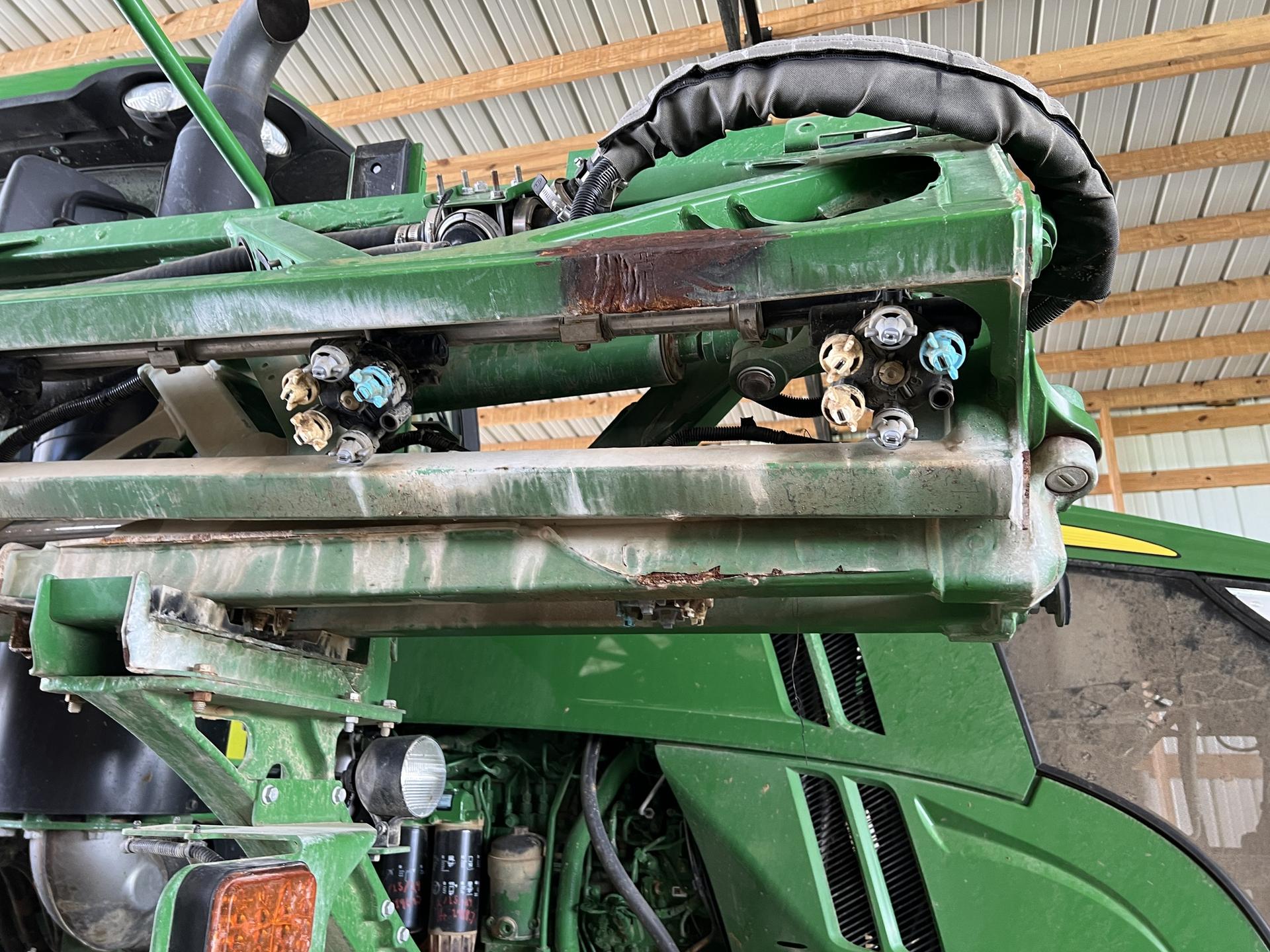 2019 John Deere R4038 Image