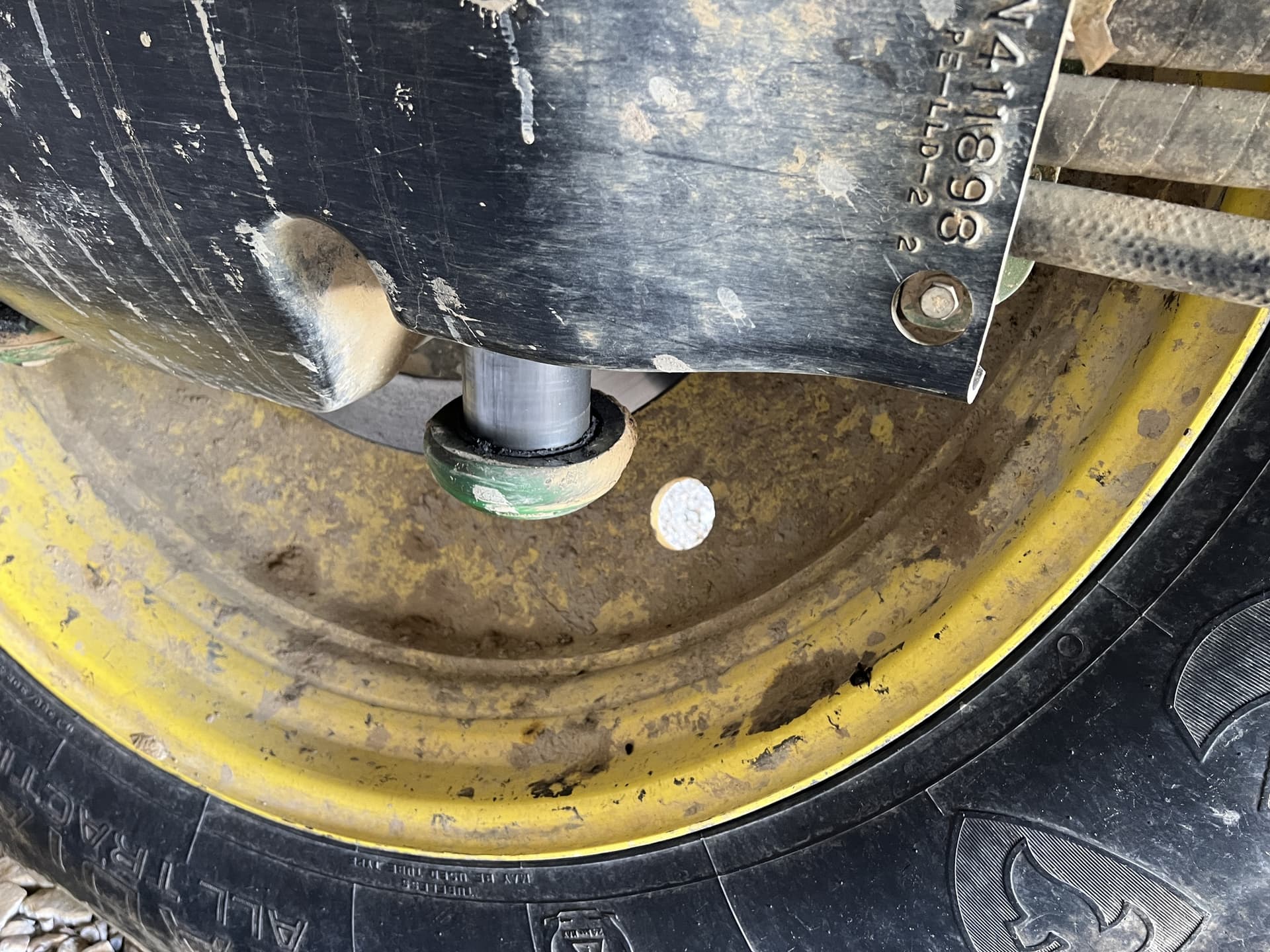 2019 John Deere R4038 Image