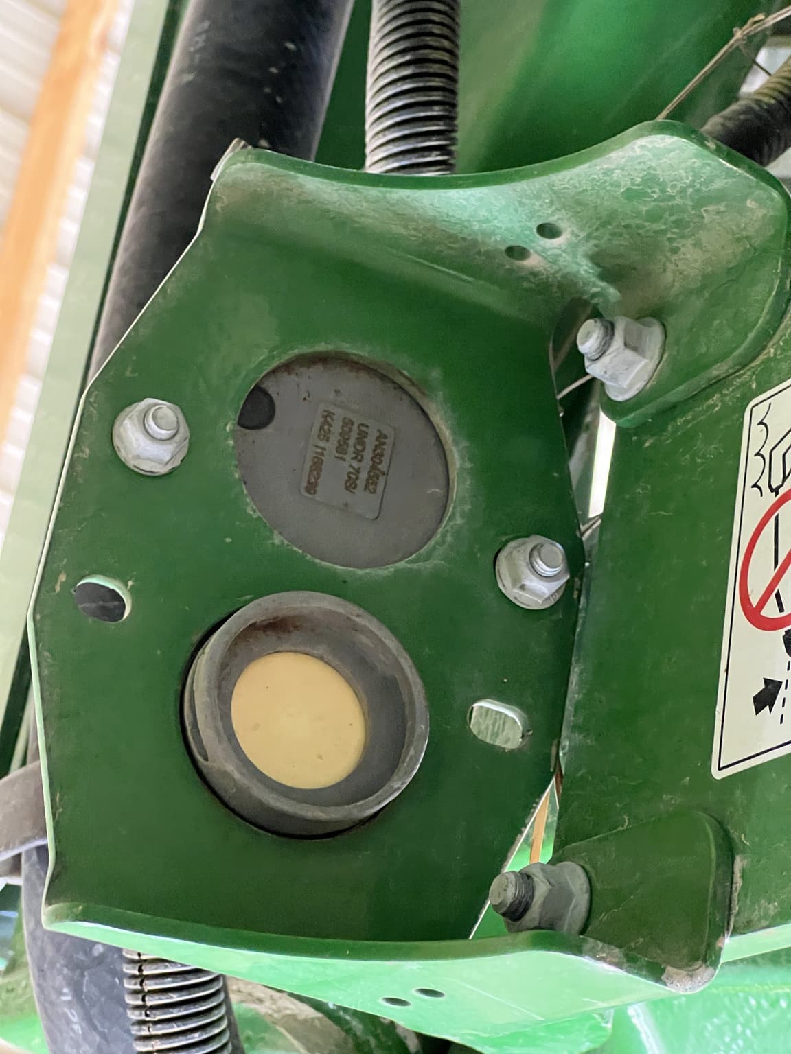 2019 John Deere R4038 Image