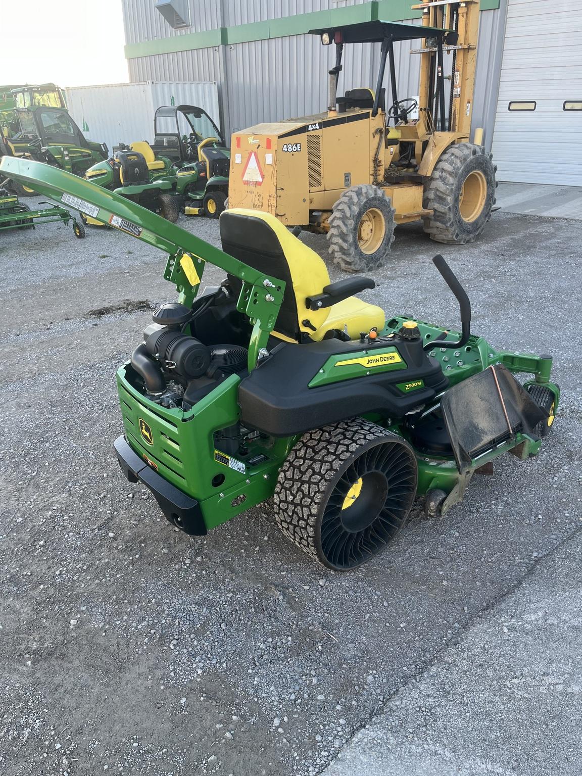 2023 John Deere Z930M