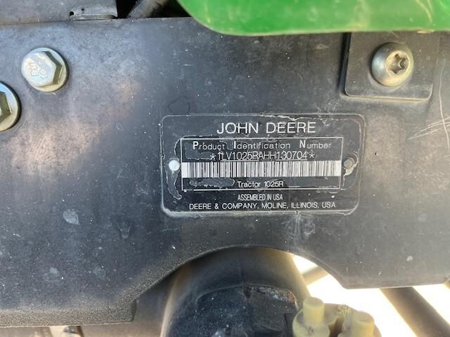 2017 John Deere 1025R Image