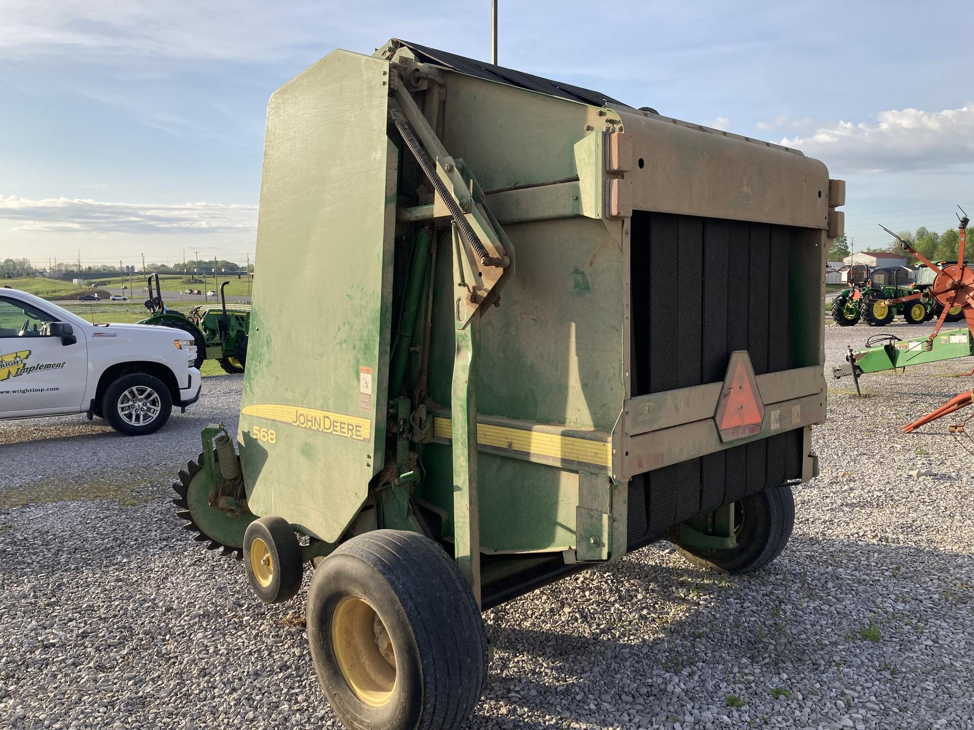 2009 John Deere 568 Image