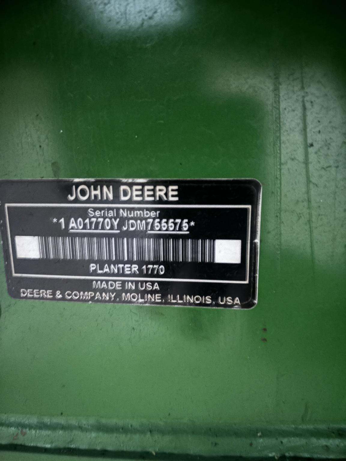 2013 John Deere 1770NT Image