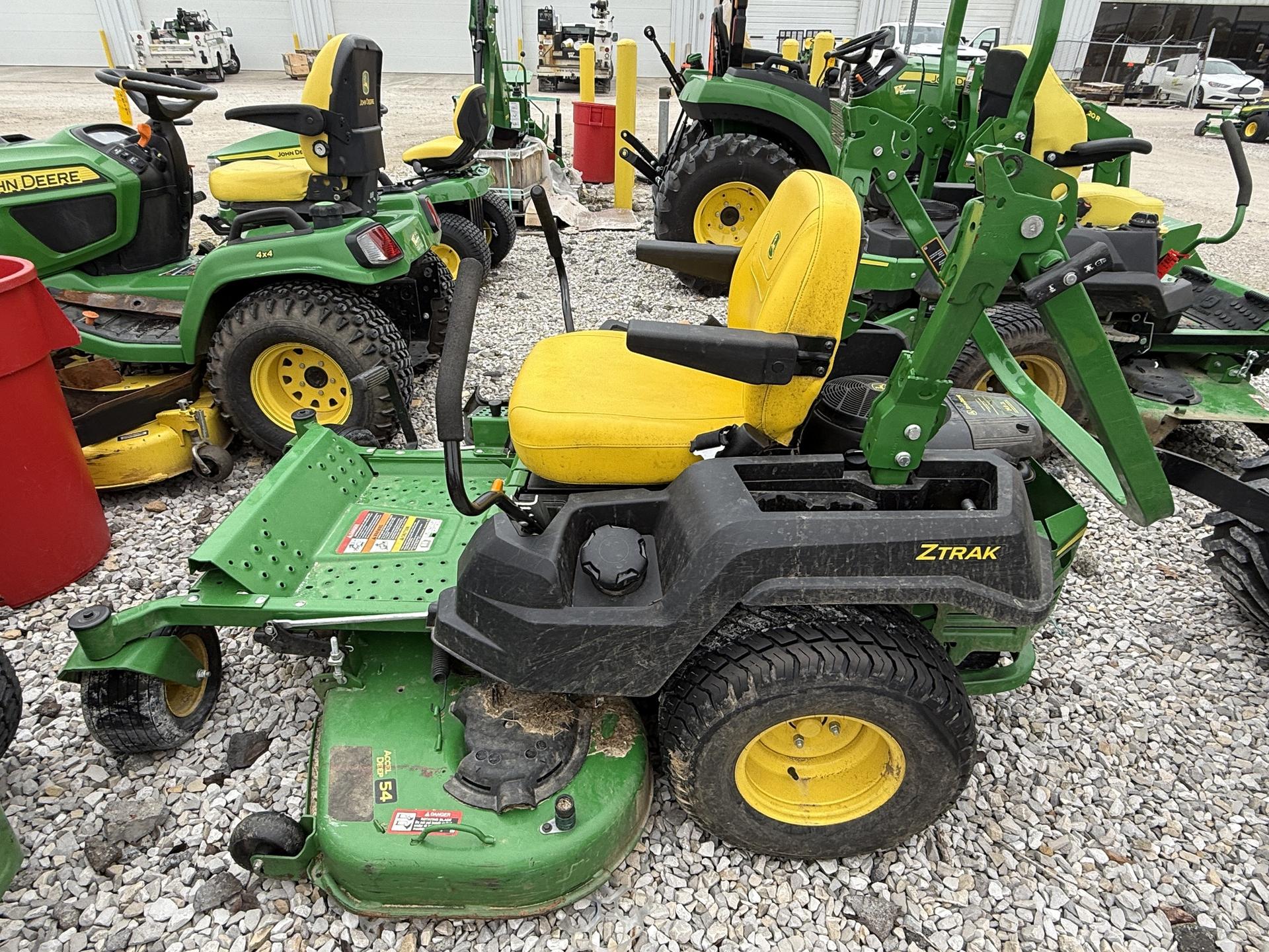 2023 John Deere Z515E Image