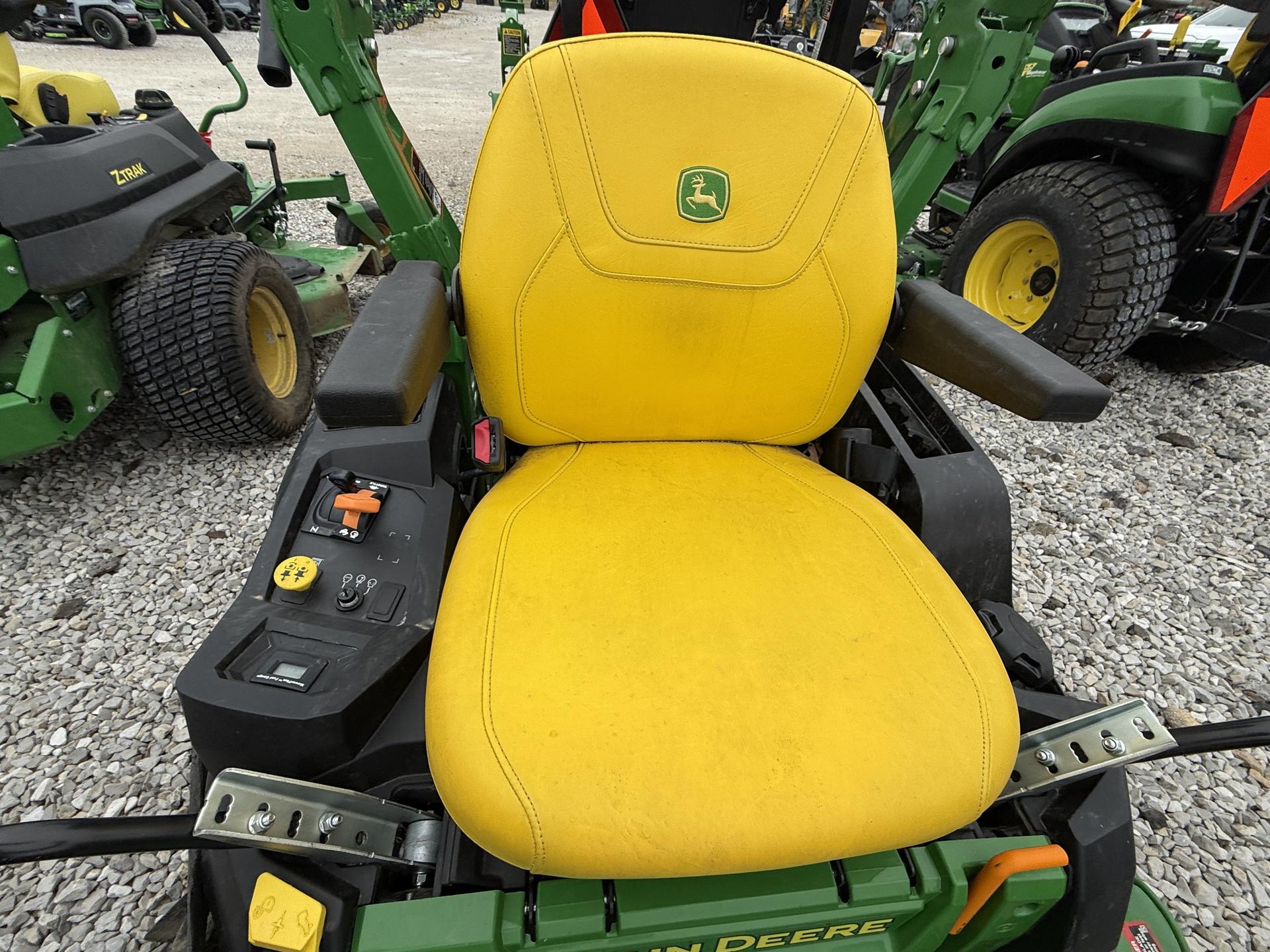 2023 John Deere Z515E Image