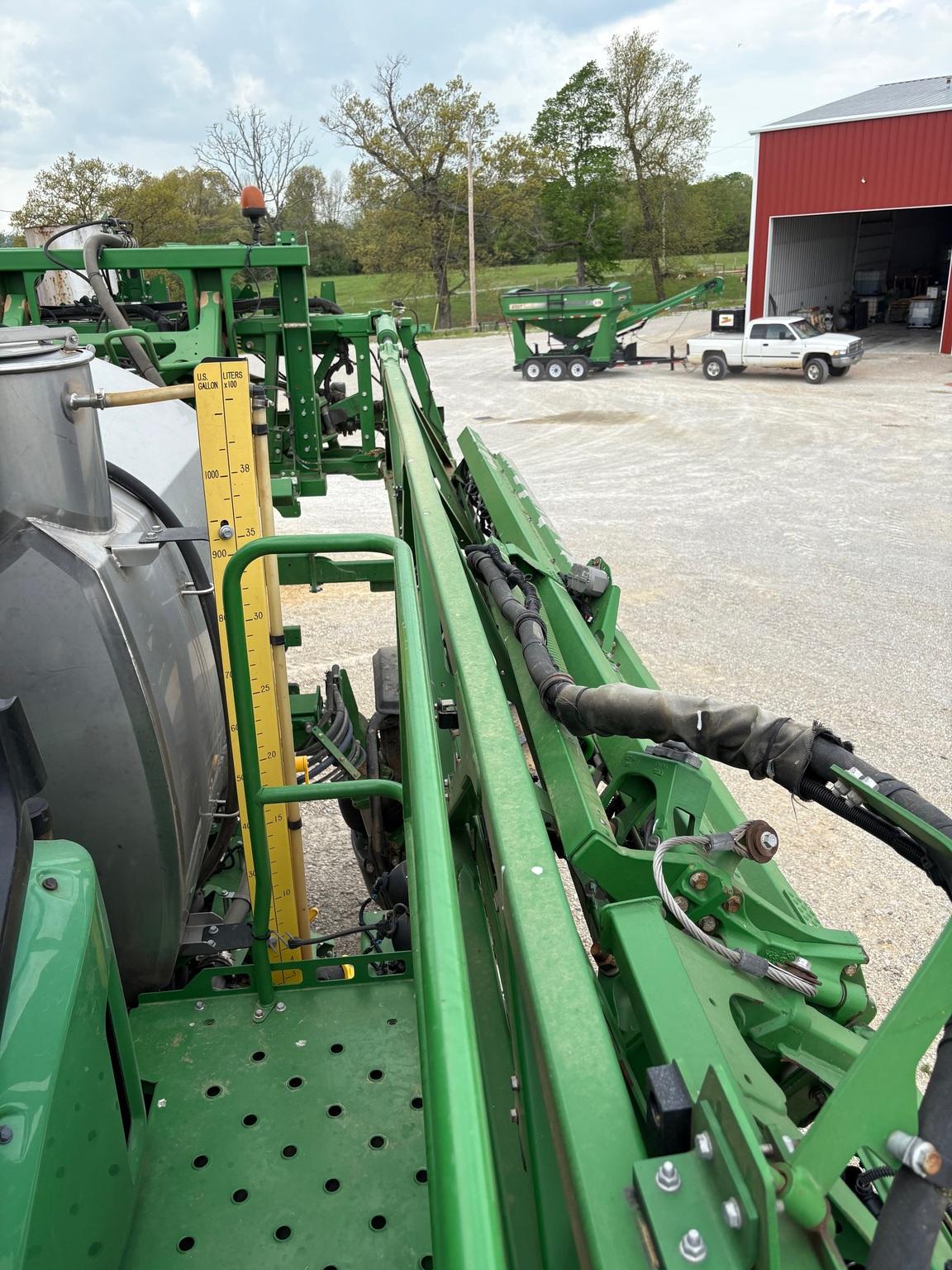 2018 John Deere R4038 Image