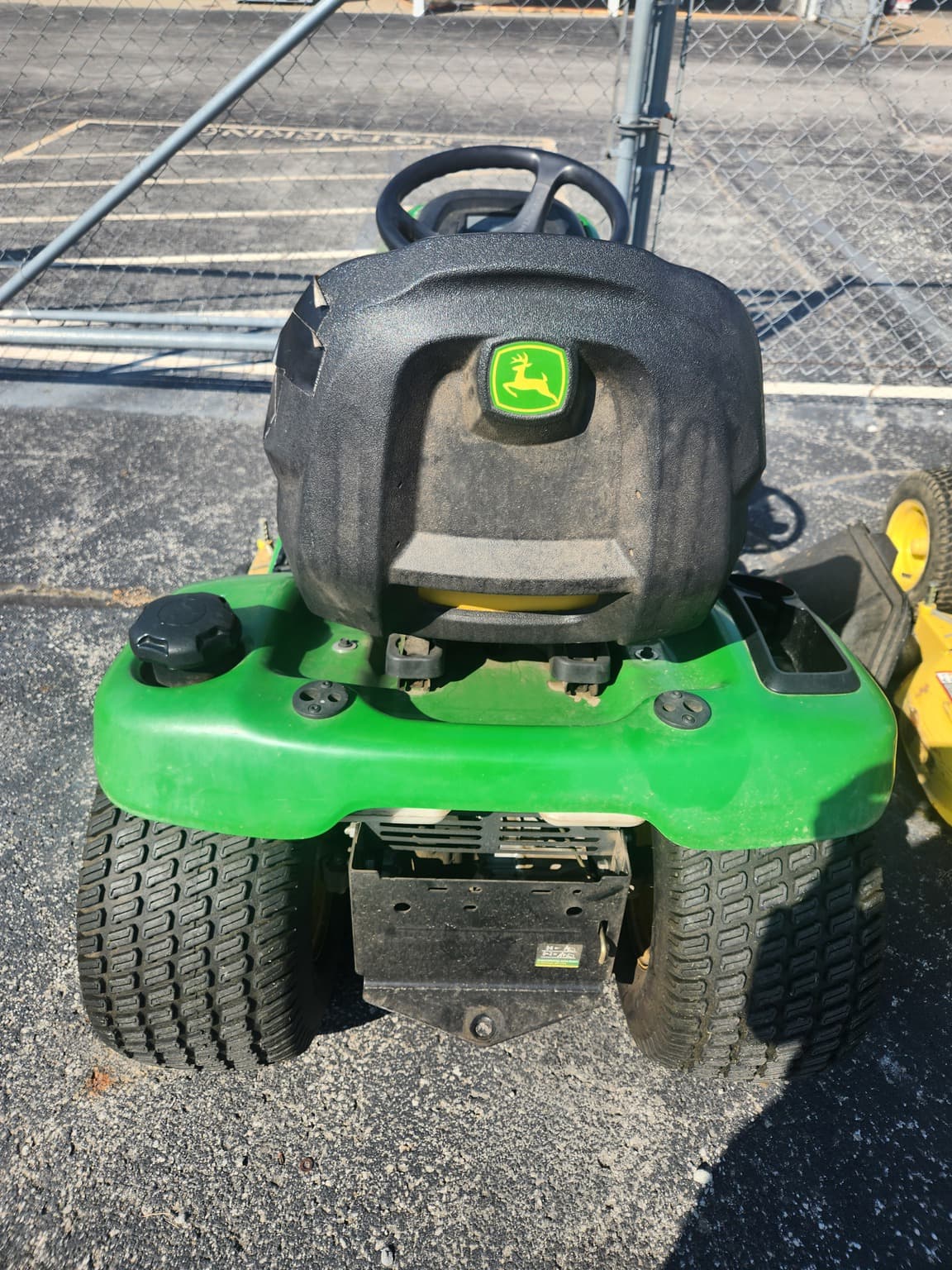 2014 John Deere X320 Image