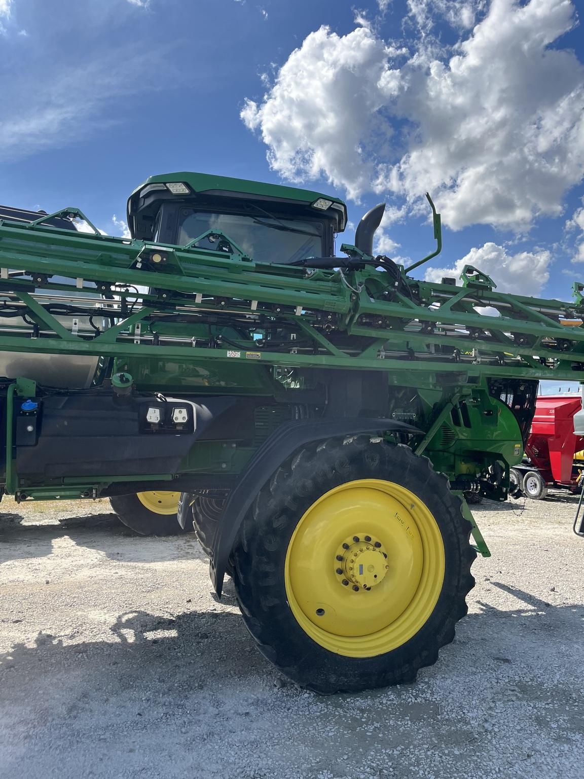 2022 John Deere 412R