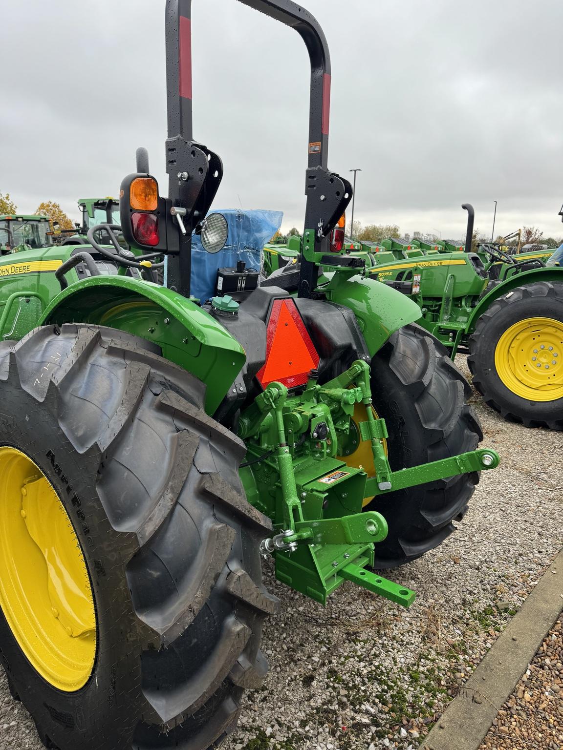 2024 John Deere 5060E Image