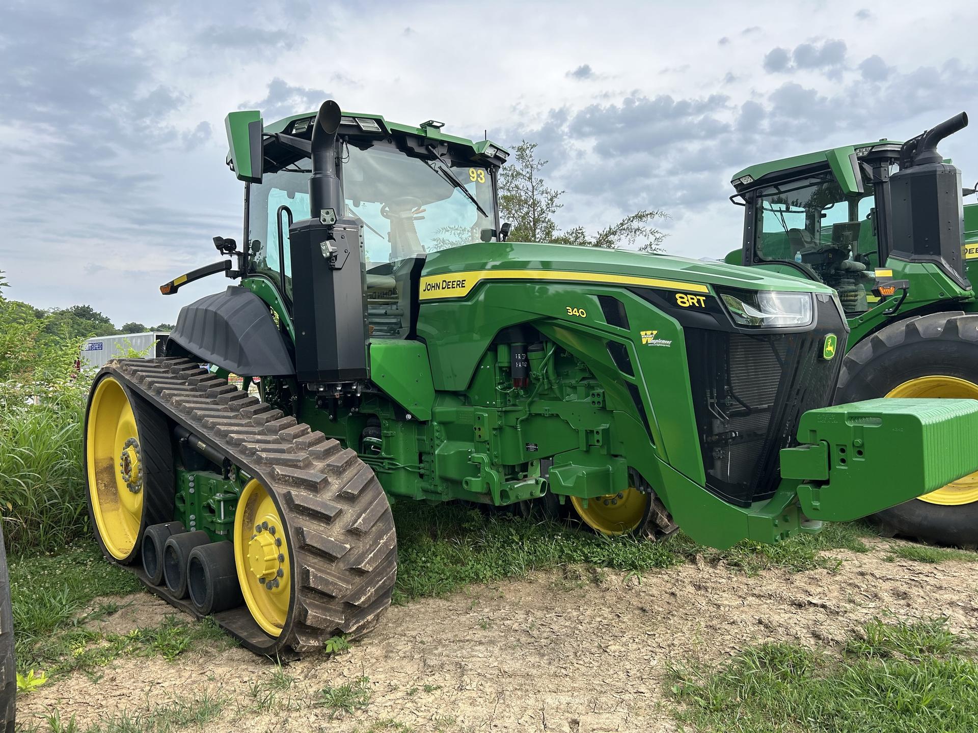 2023 John Deere 8RT 340