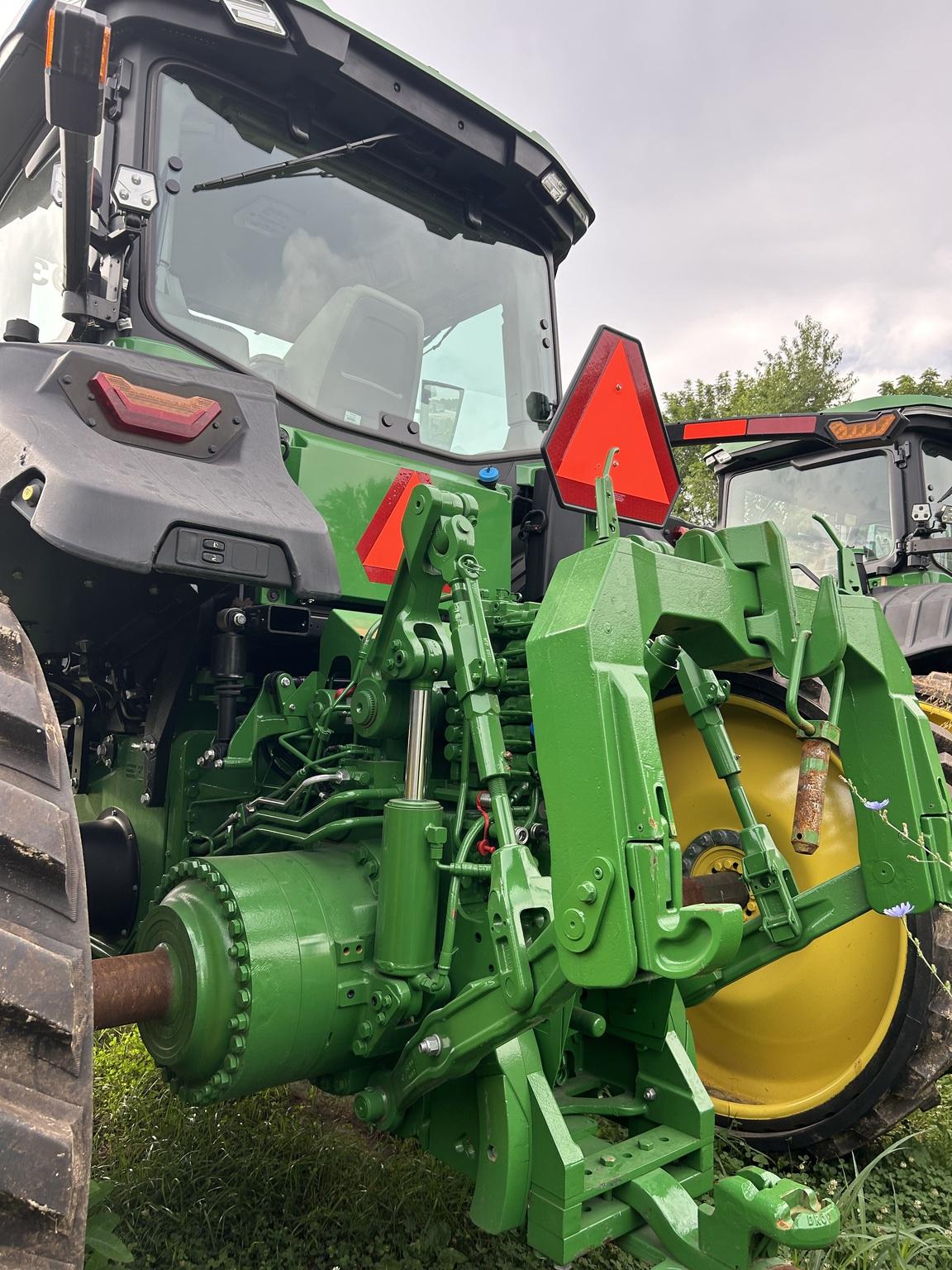 2023 John Deere 8RT 340