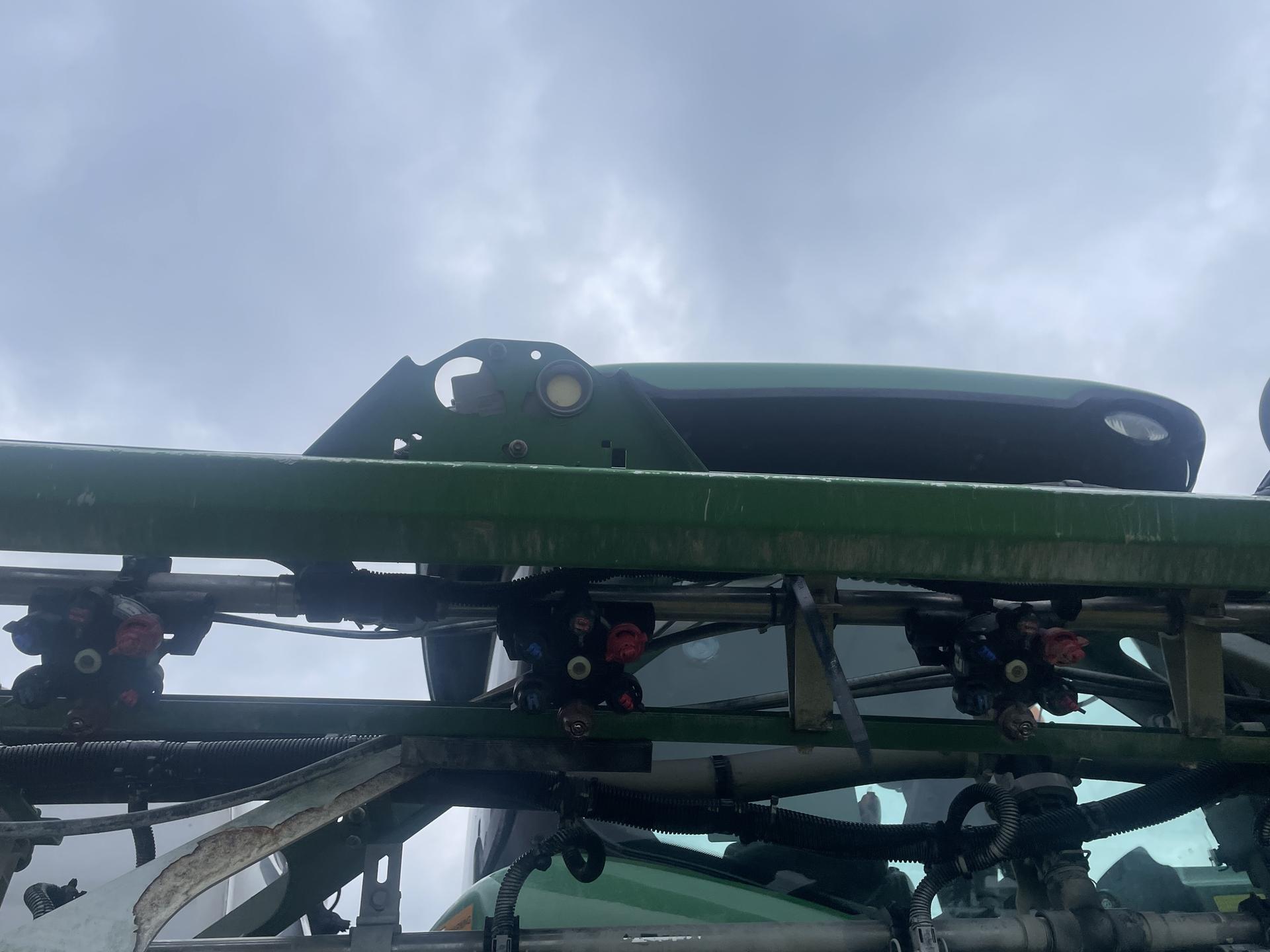 2017 John Deere R4038