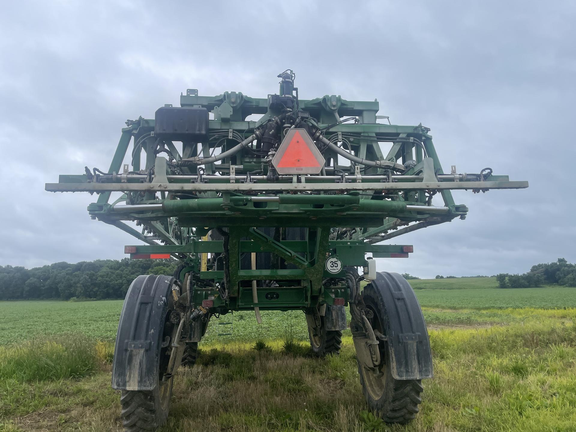 2017 John Deere R4038