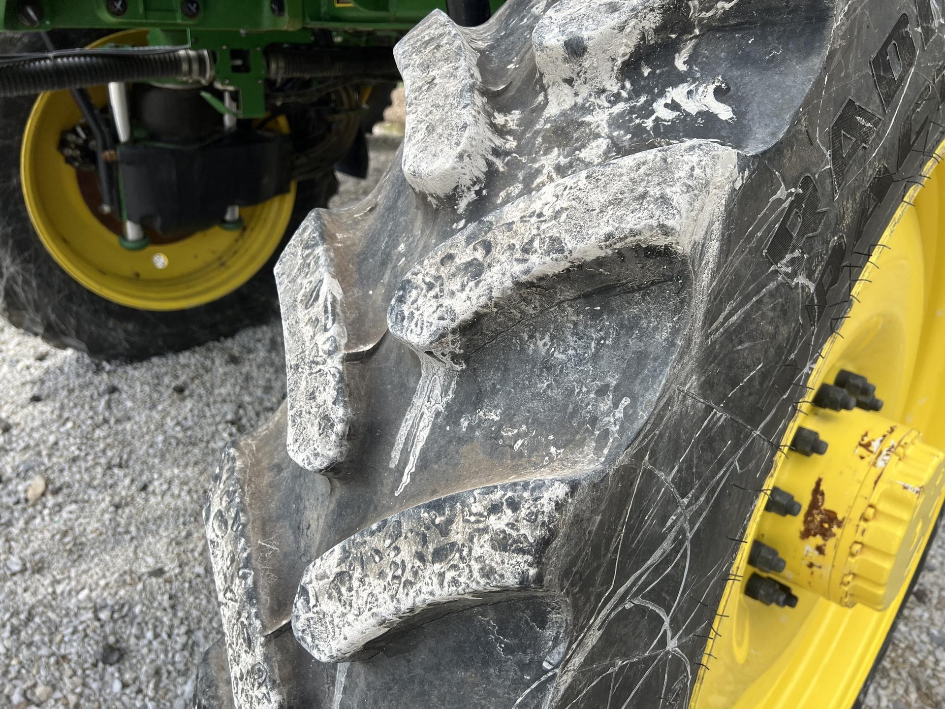 2024 John Deere 412R Image