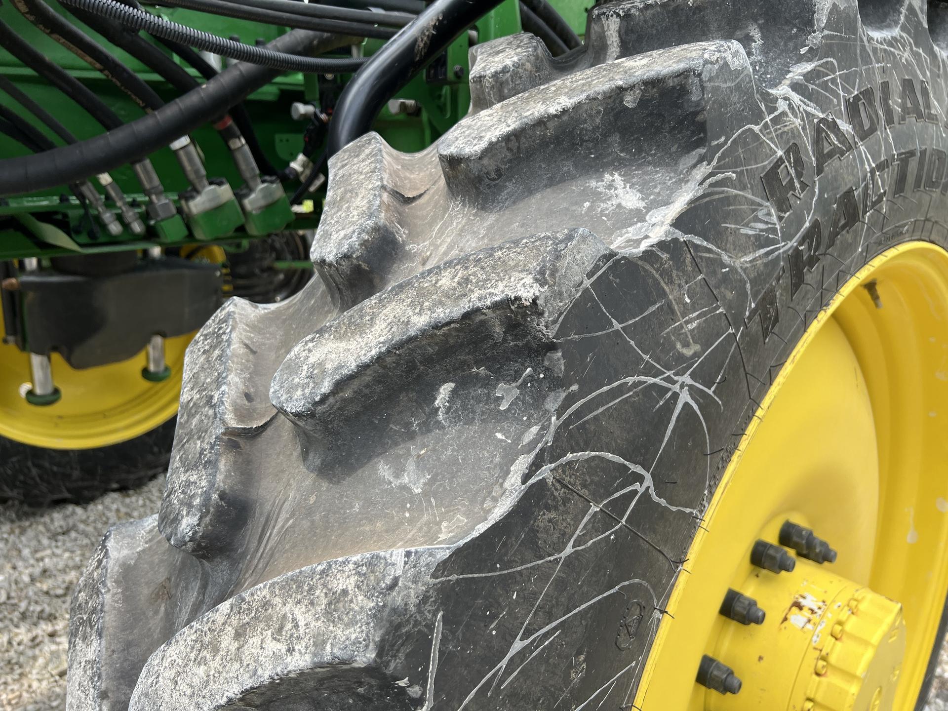 2024 John Deere 412R Image