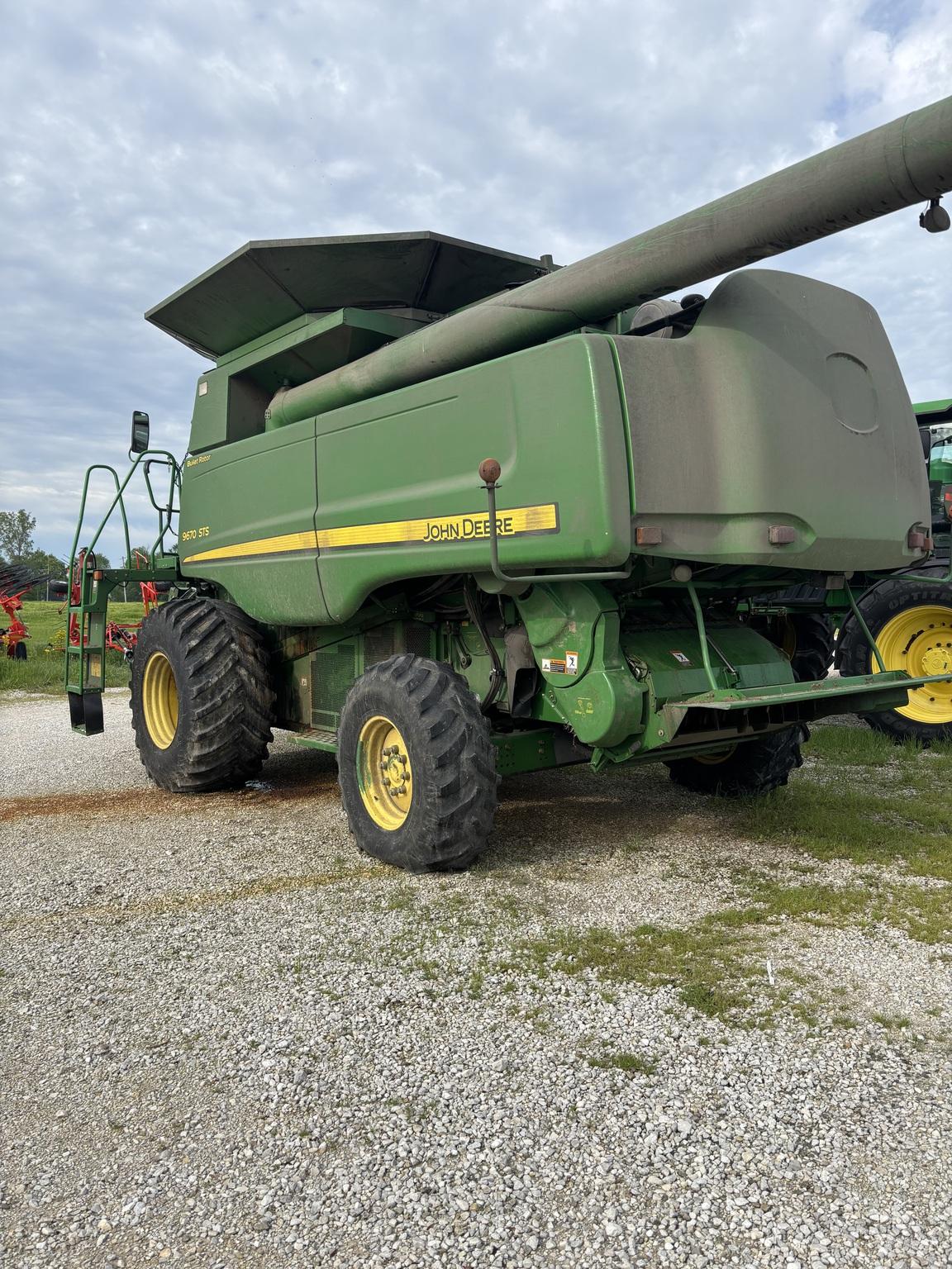 2009 John Deere 9670 STS Image