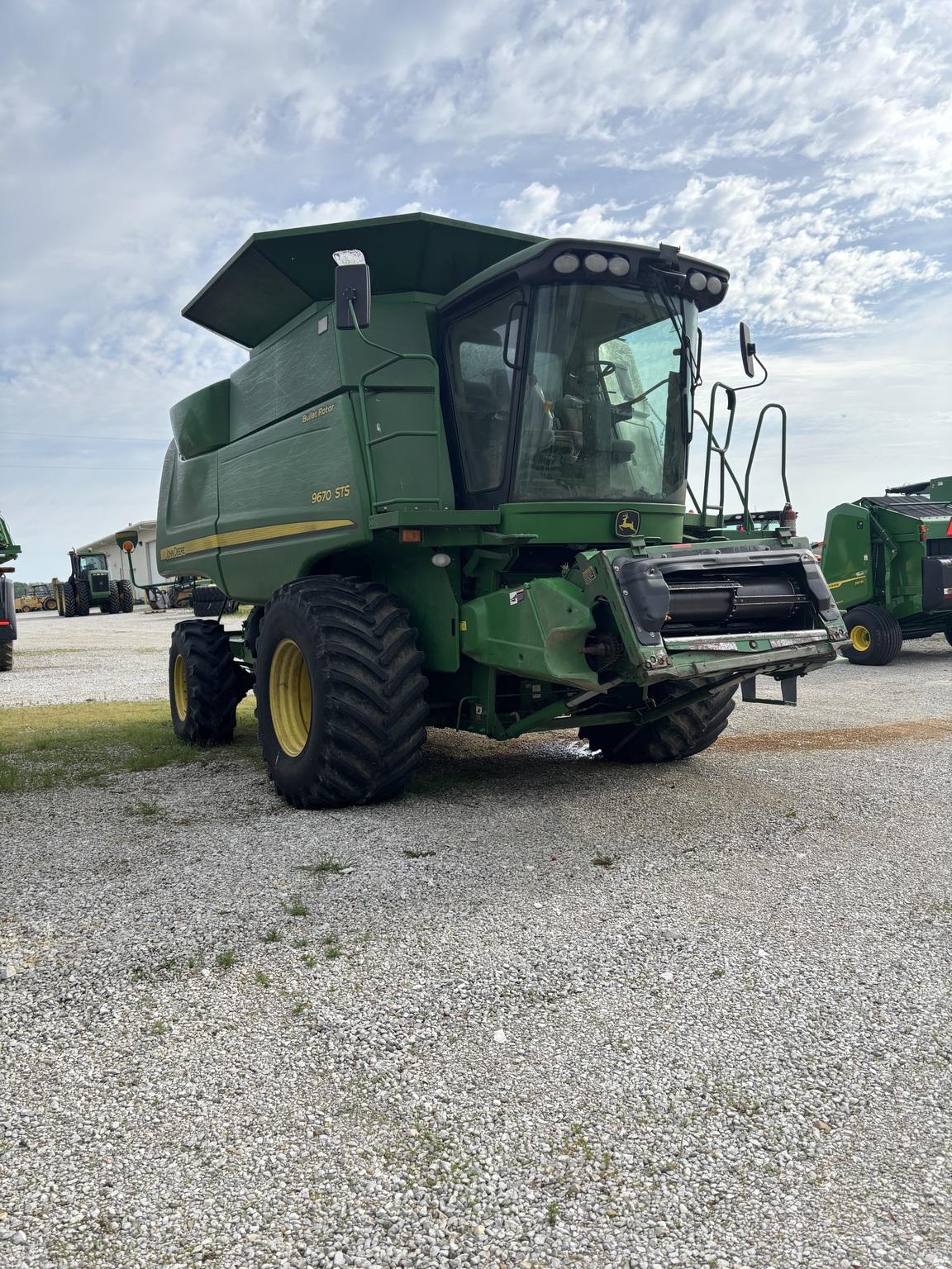 2009 John Deere 9670 STS Image