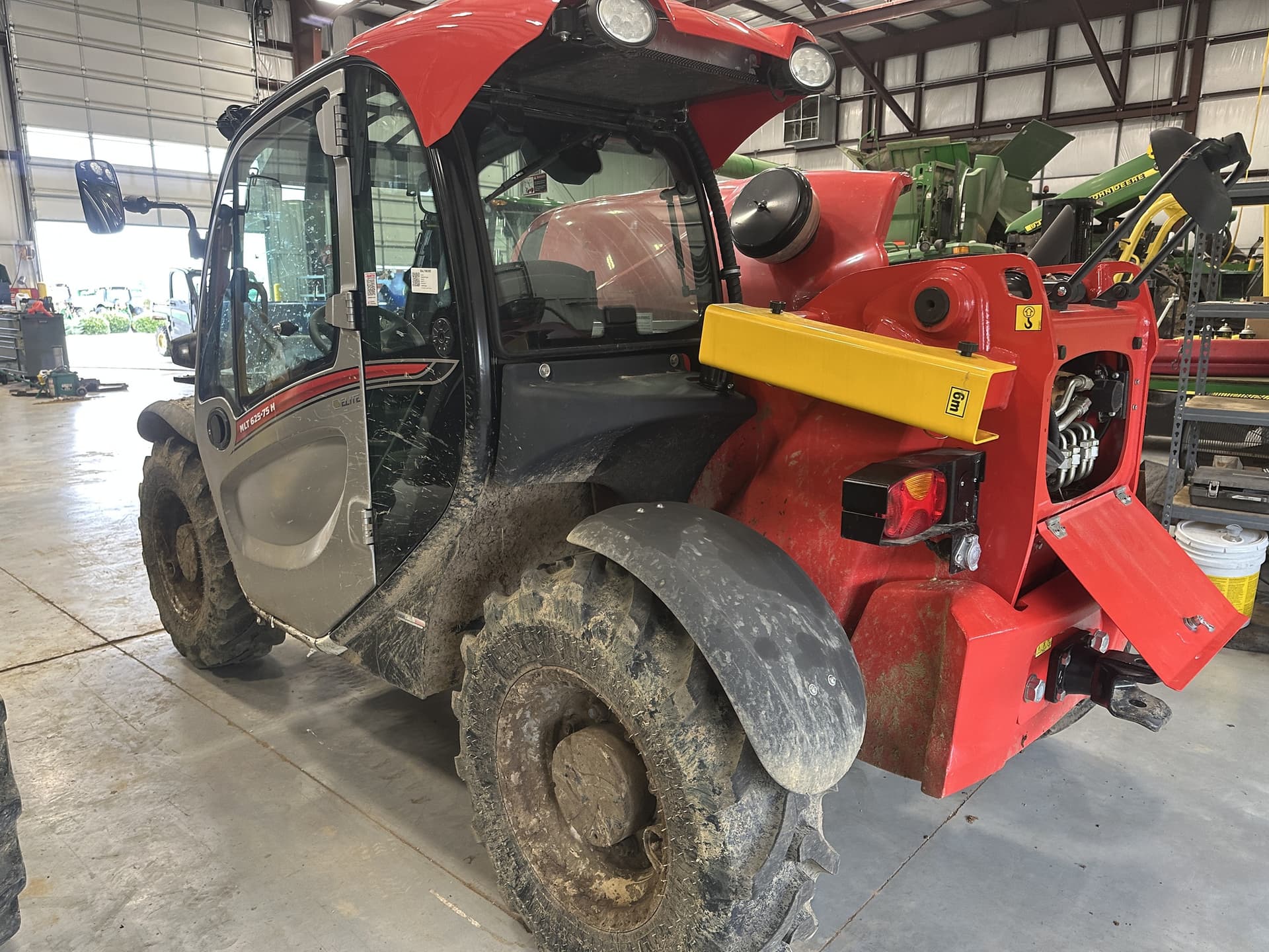 2024 Manitou MLT625 Image