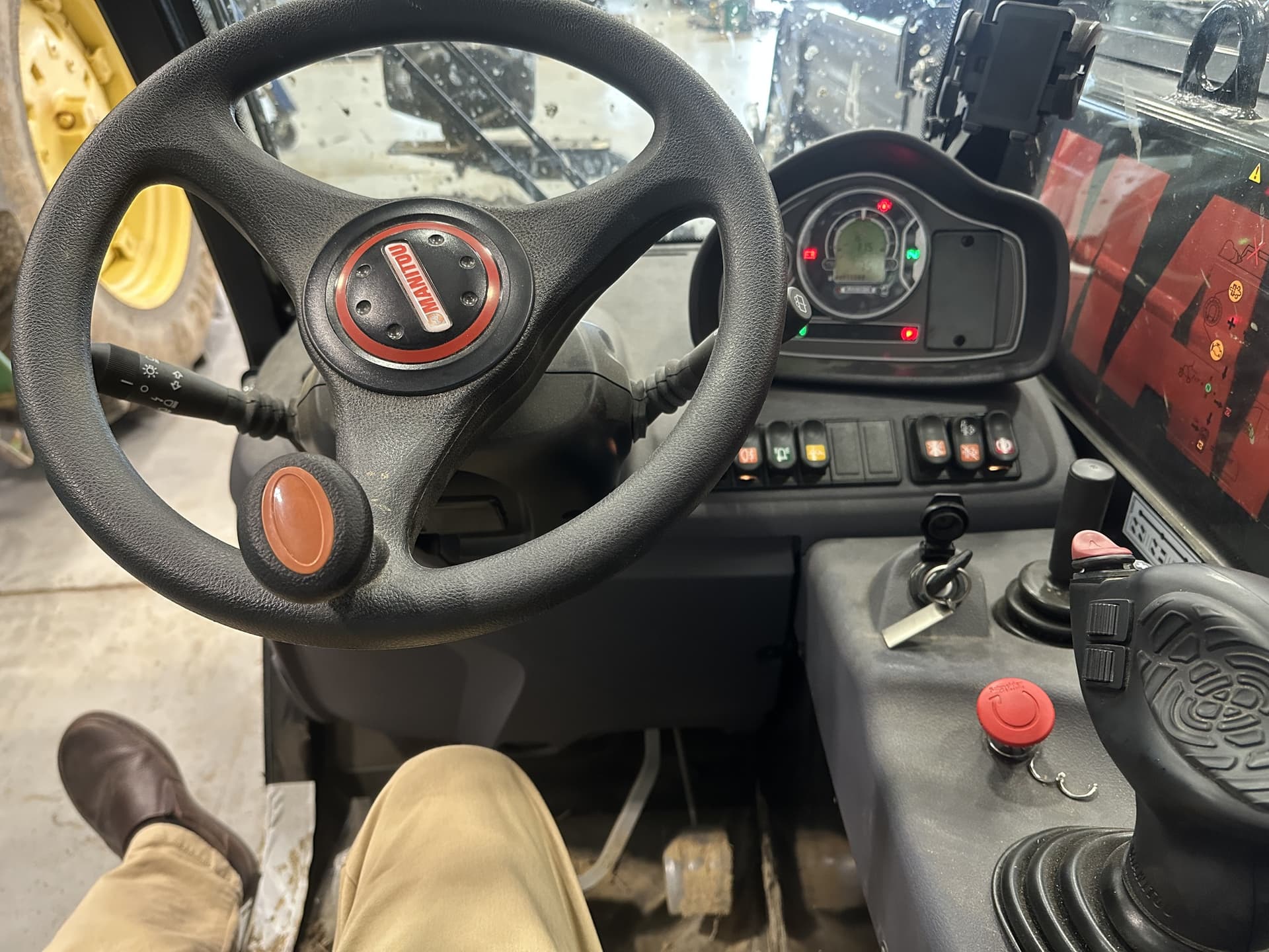 2024 Manitou MLT625 Image