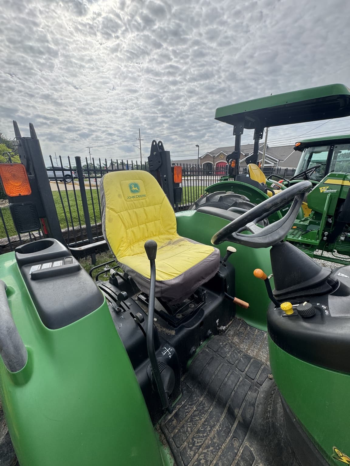 2006 John Deere 4720 Image