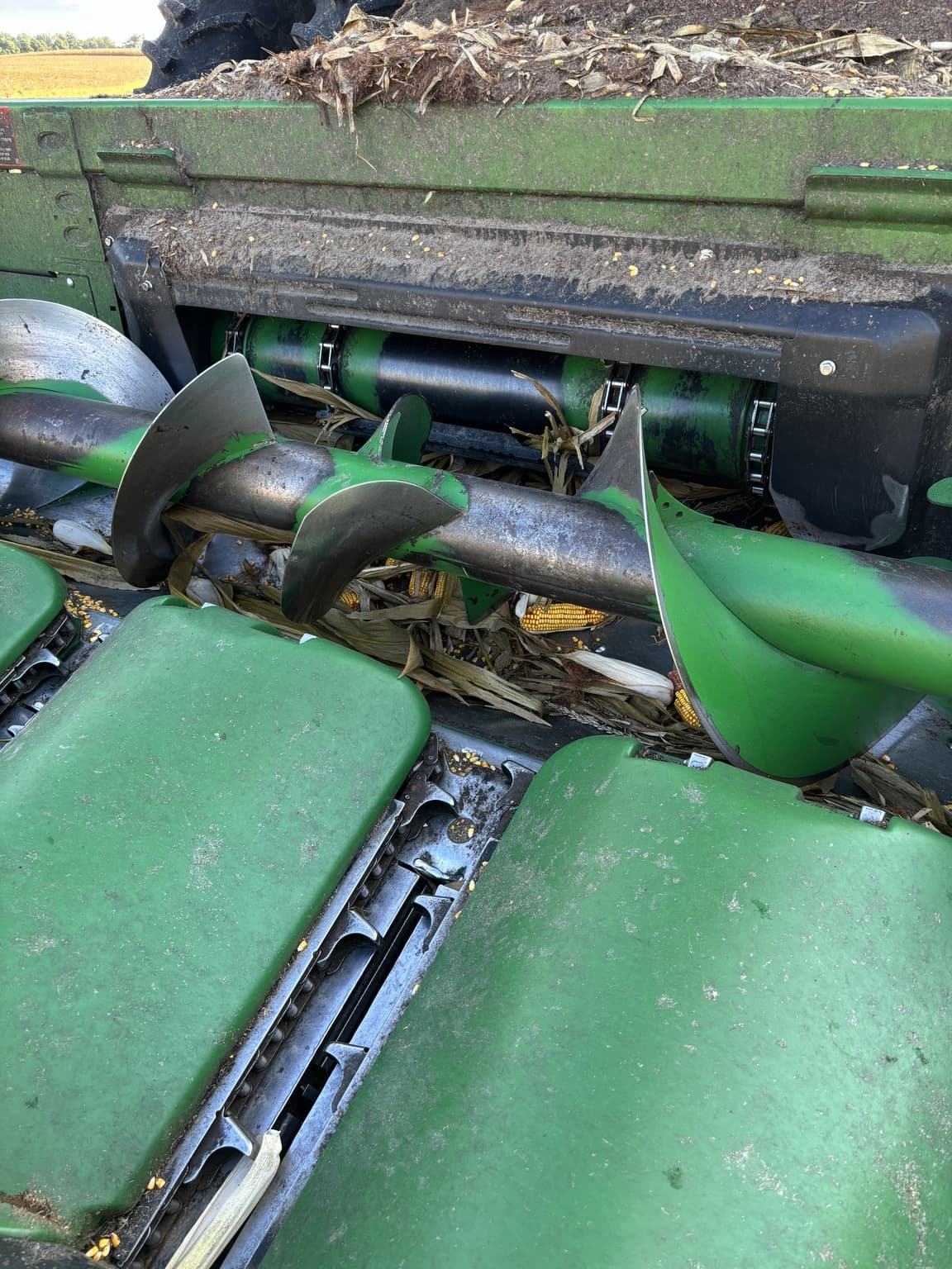 2022 John Deere C8R Image