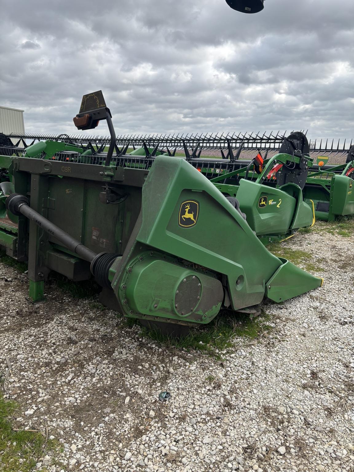 2022 John Deere C8R Image