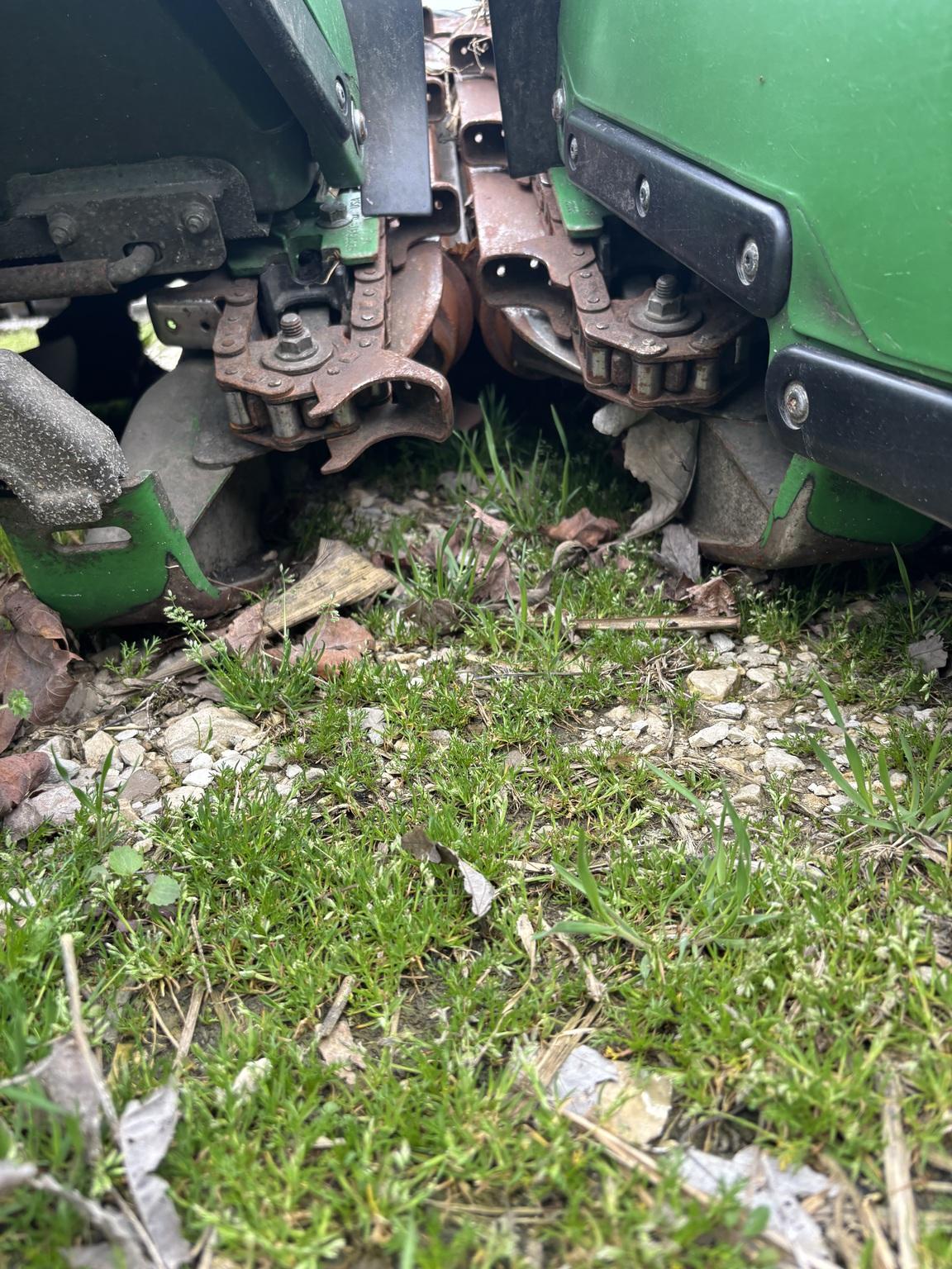 2022 John Deere C8R Image