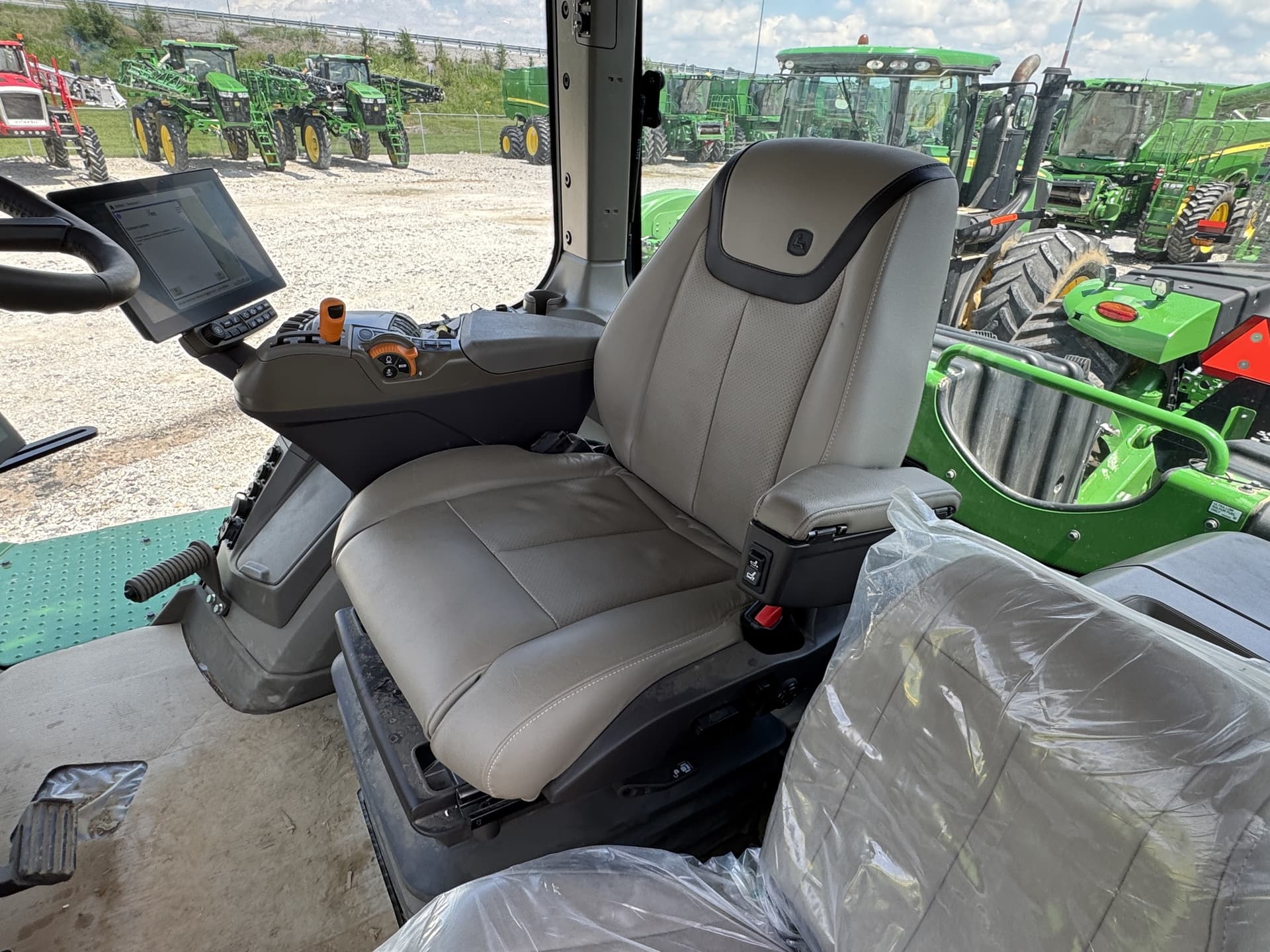 2024 John Deere 9R 390 Image