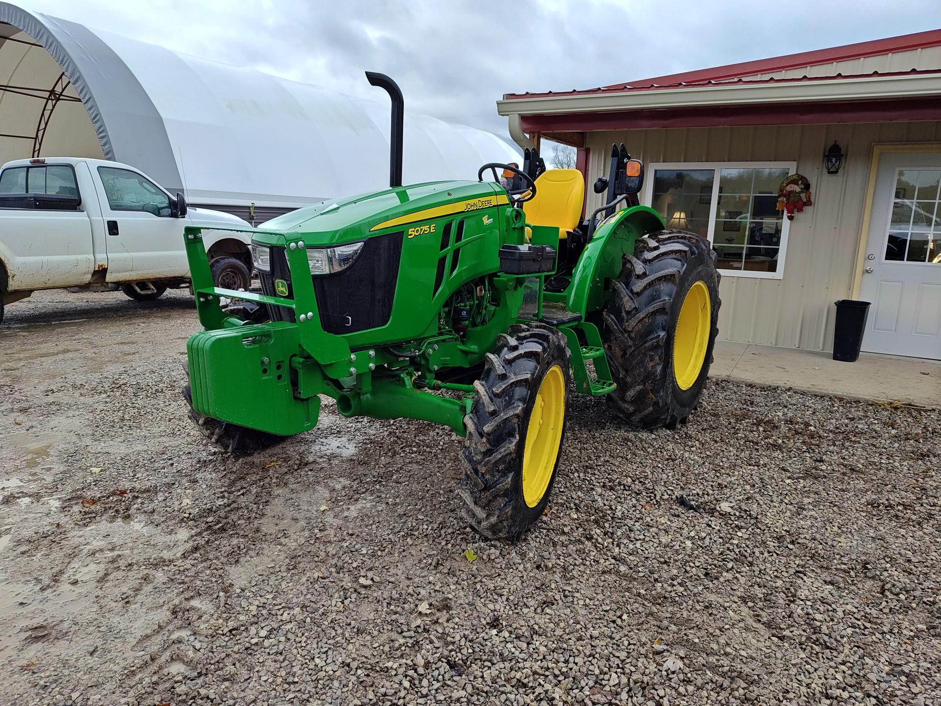 2022 John Deere 5075E