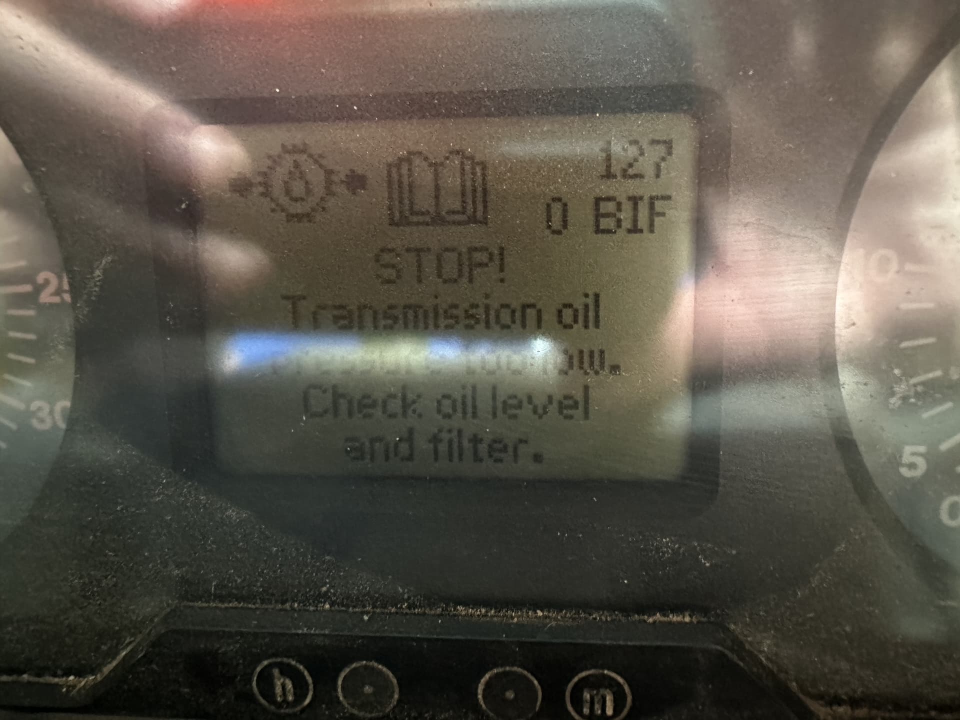 2003 John Deere 7520 Image