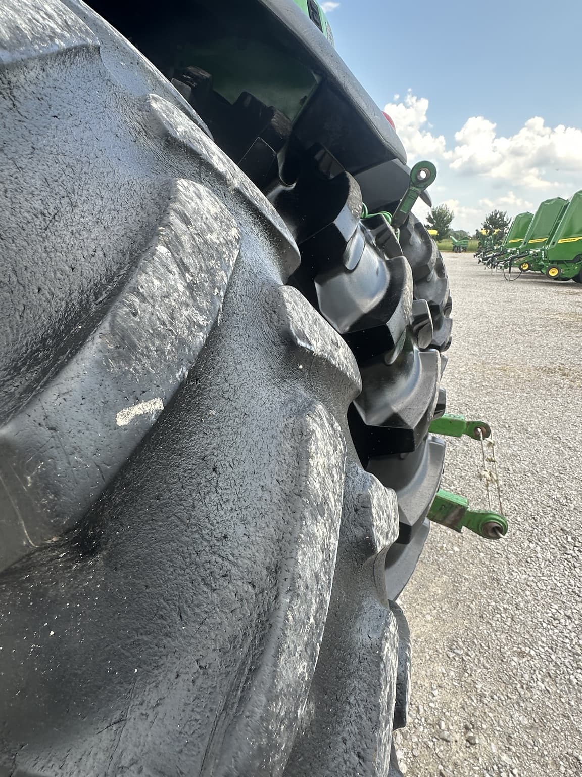 2003 John Deere 7520 Image
