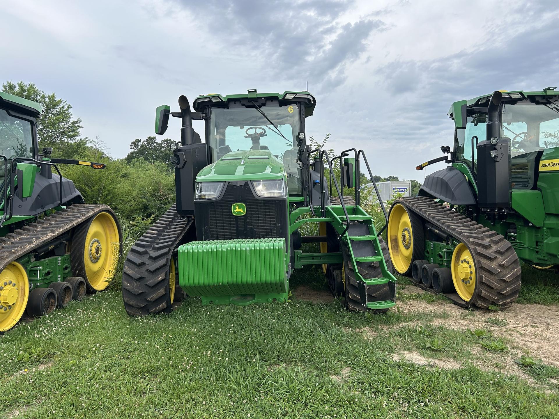 2023 John Deere 8RT 340