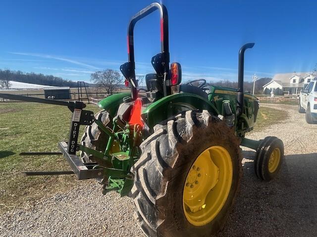 2022 John Deere 5055E Image