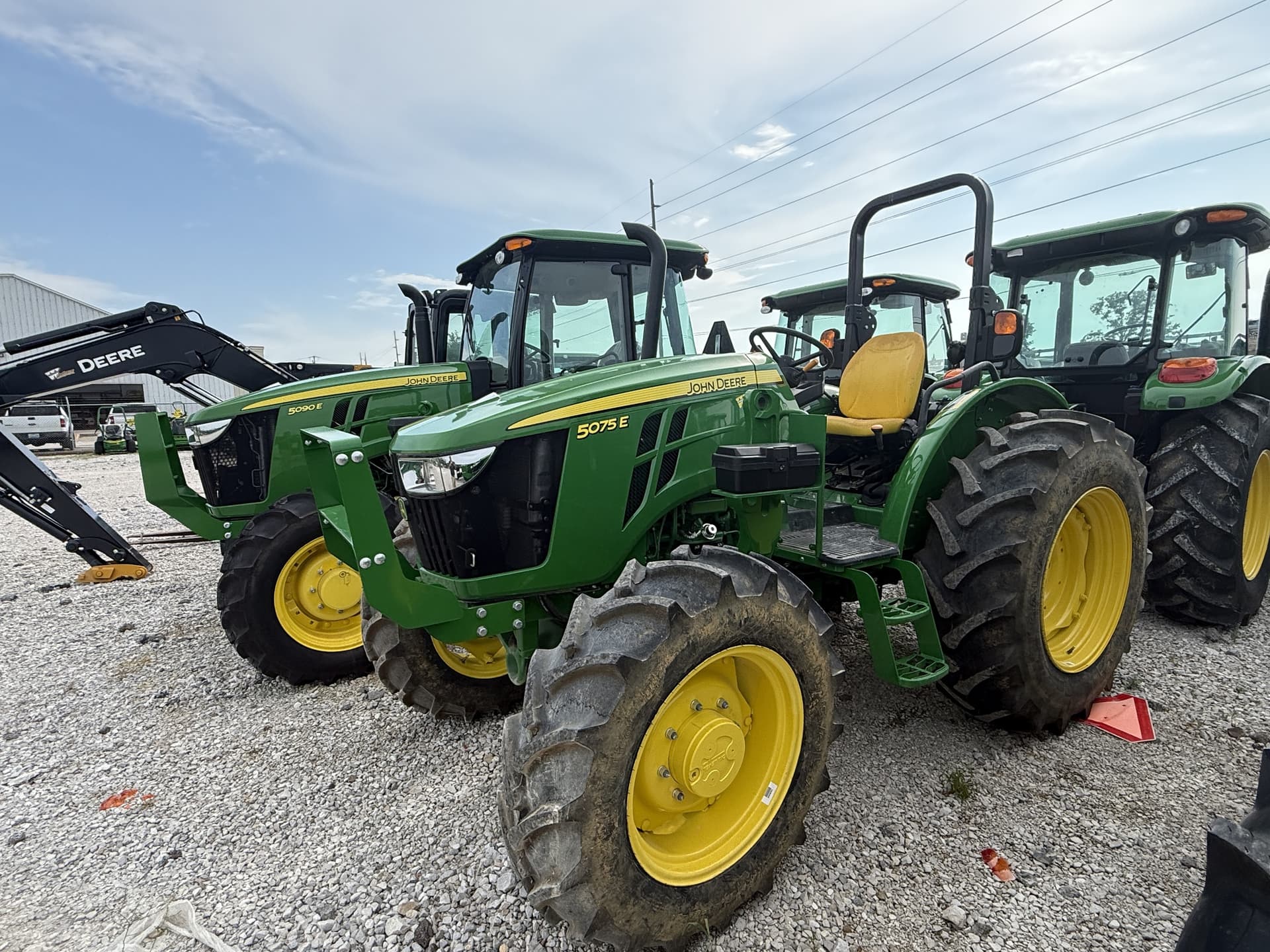 2024 John Deere 5075E Image