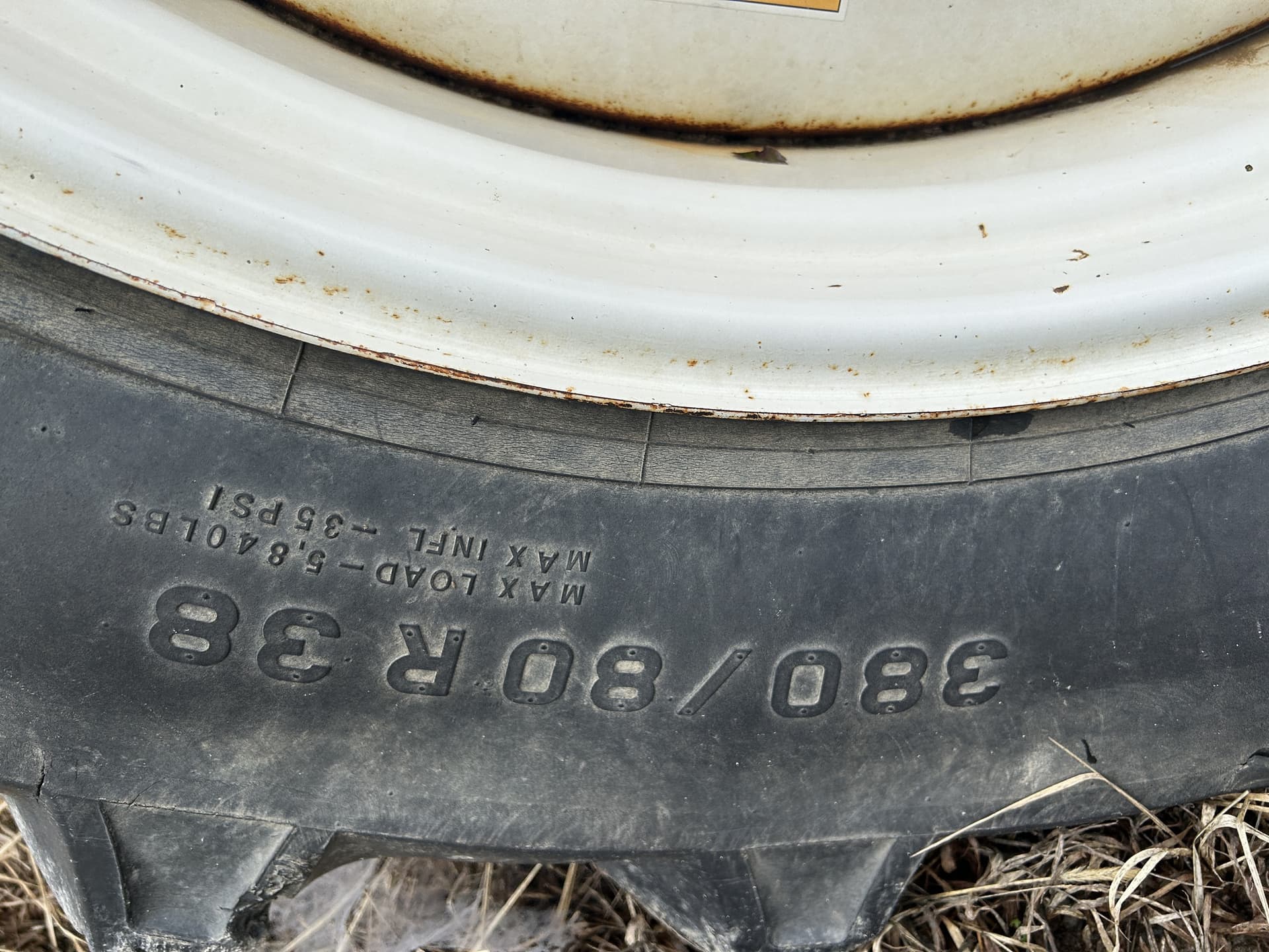 2011 Apache AS1020 Image