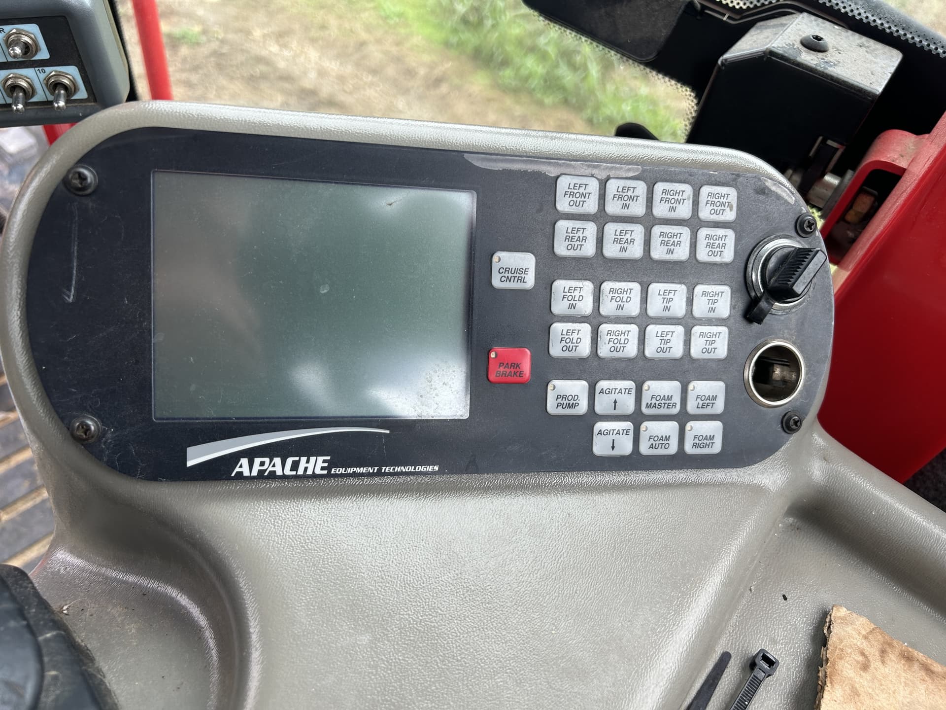 2011 Apache AS1020 Image