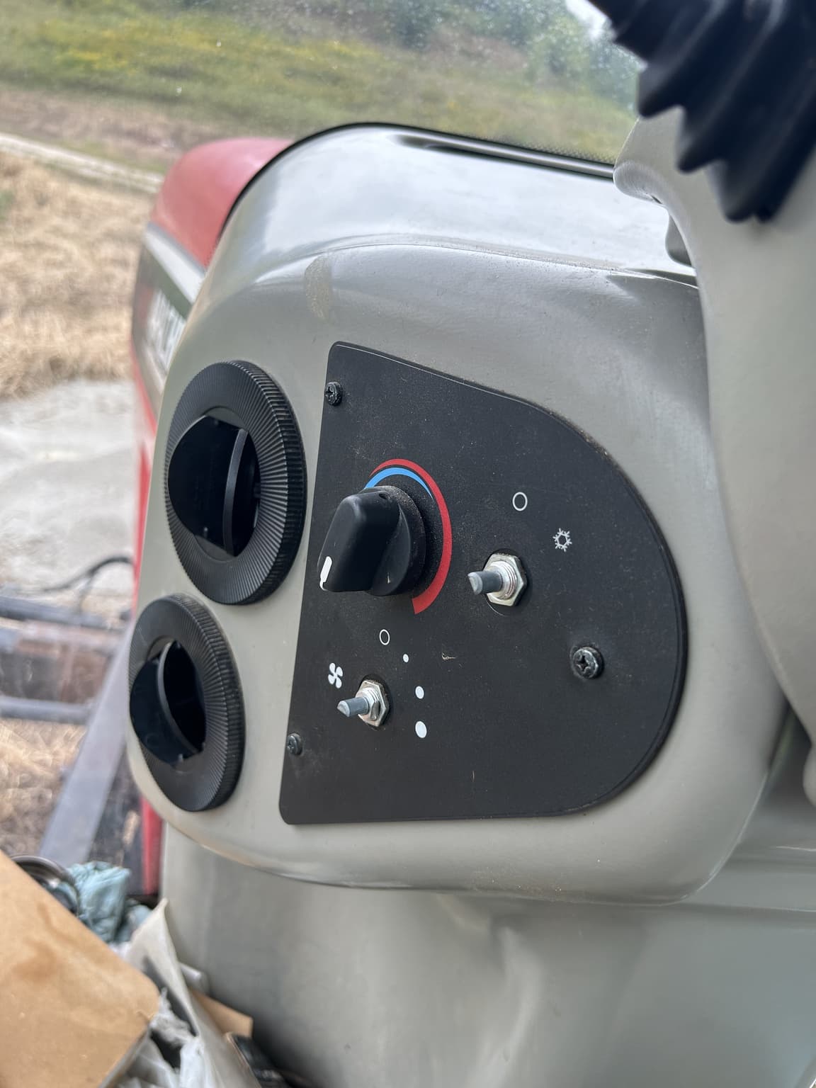 2011 Apache AS1020 Image