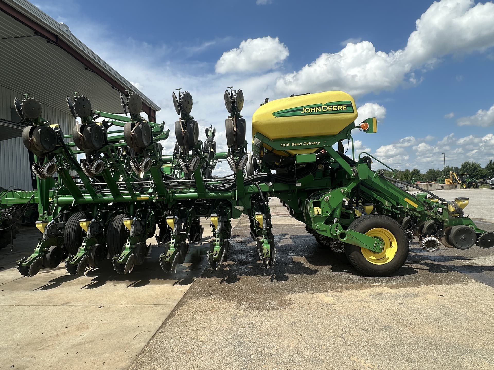 2007 John Deere 1790 Image