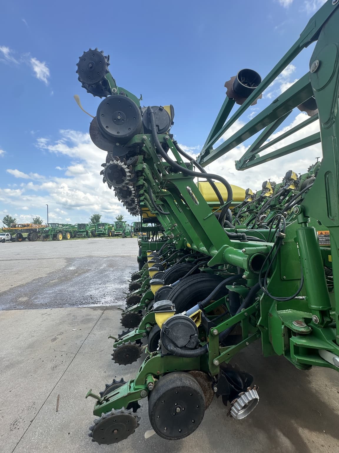 2007 John Deere 1790 Image