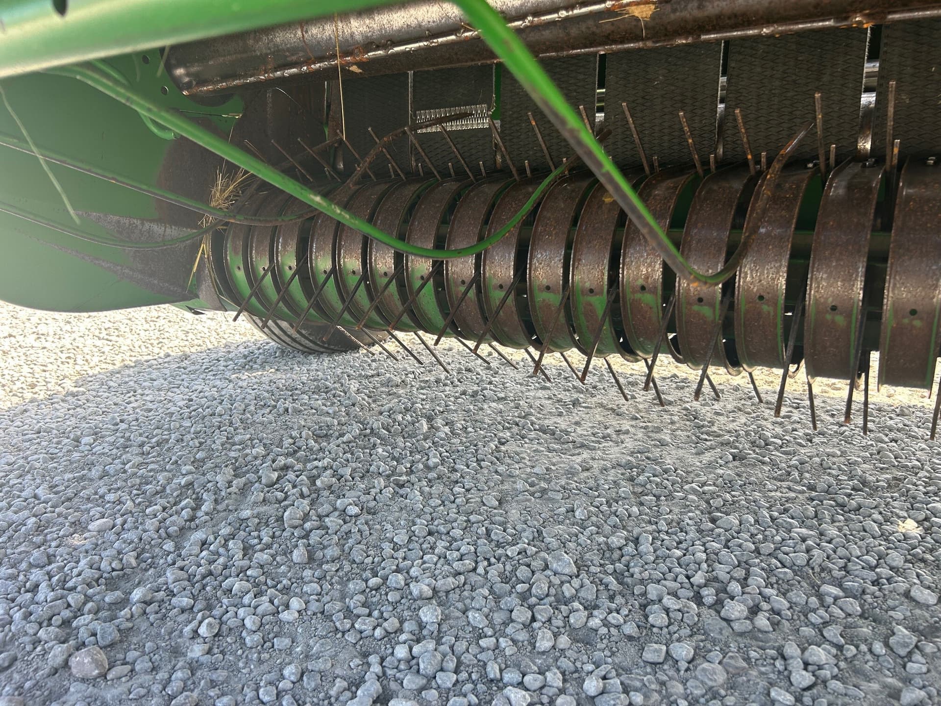 2001 John Deere 557 Image