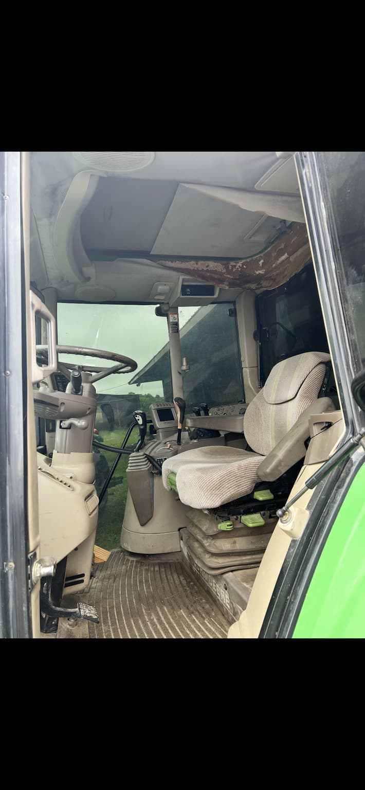 2009 John Deere 6230 Image
