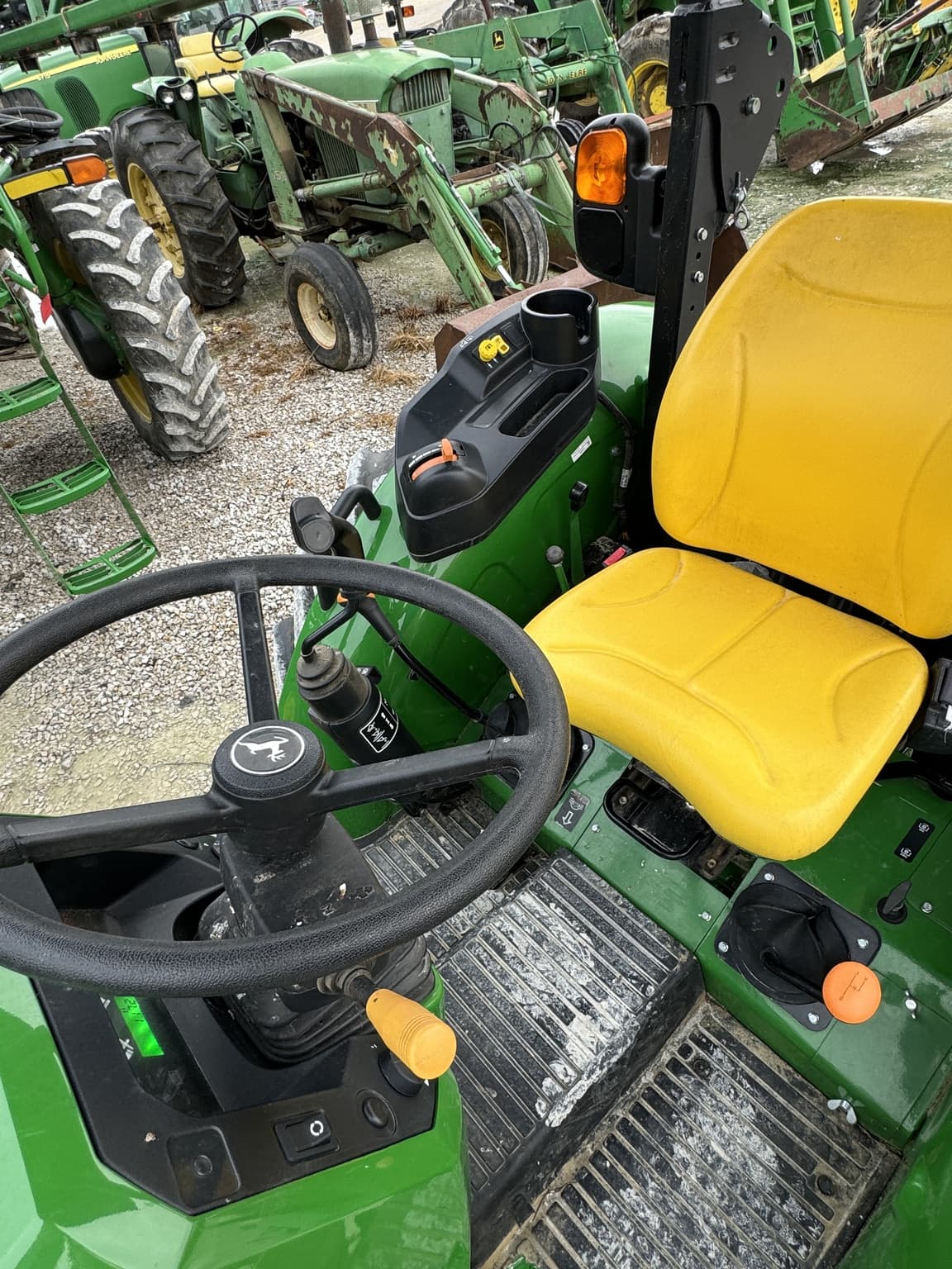 2022 John Deere 5055E Image